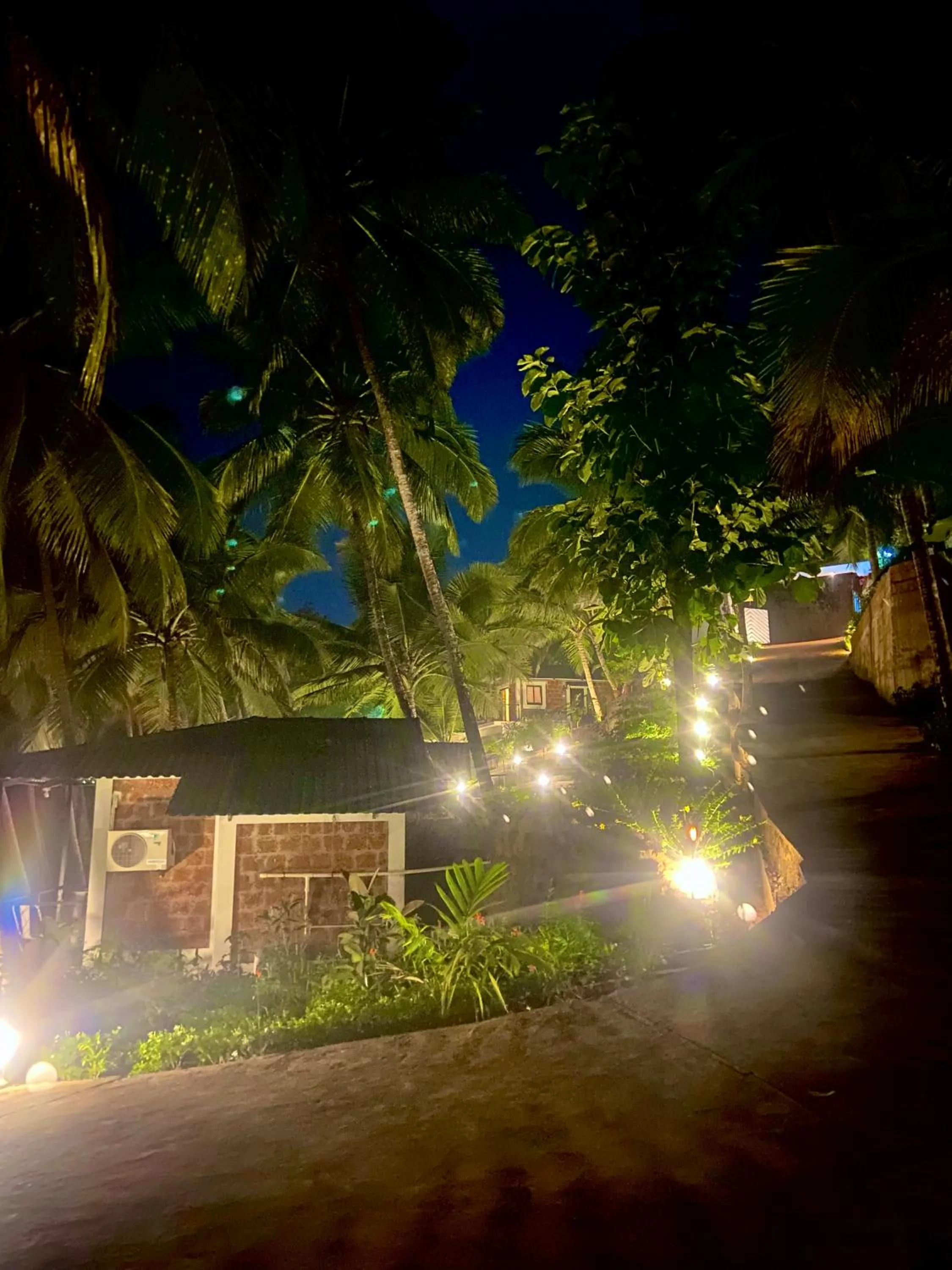 Night in Atmani waterfront resort