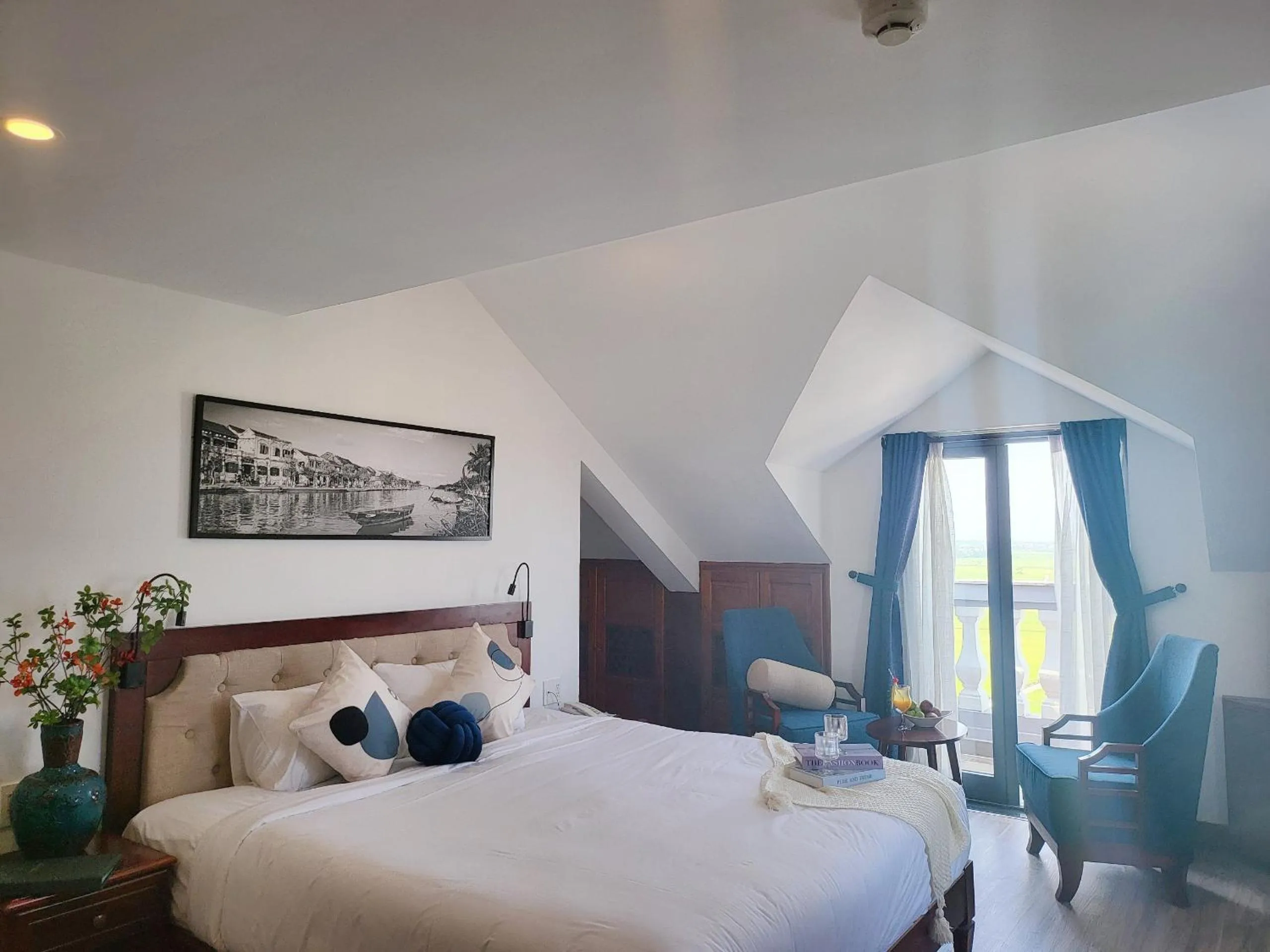 Bed in My Son Boutique Hotel & Spa Hoi An