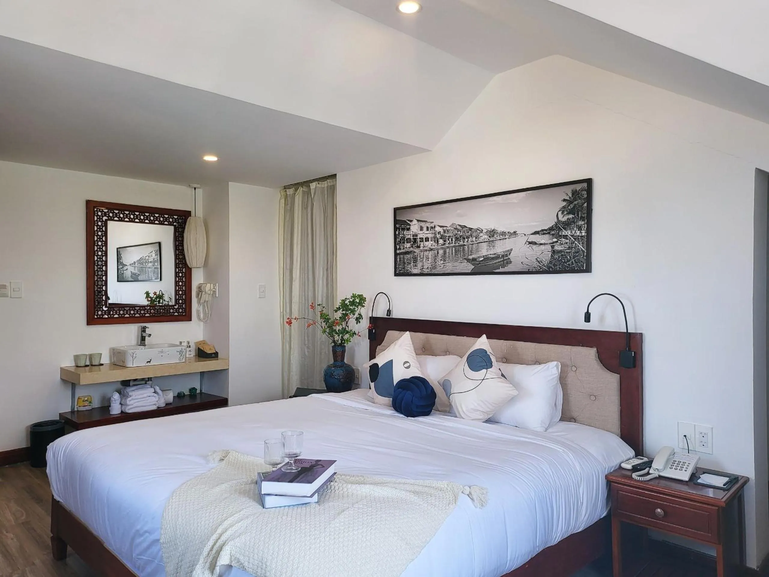 Bed in My Son Boutique Hotel & Spa Hoi An