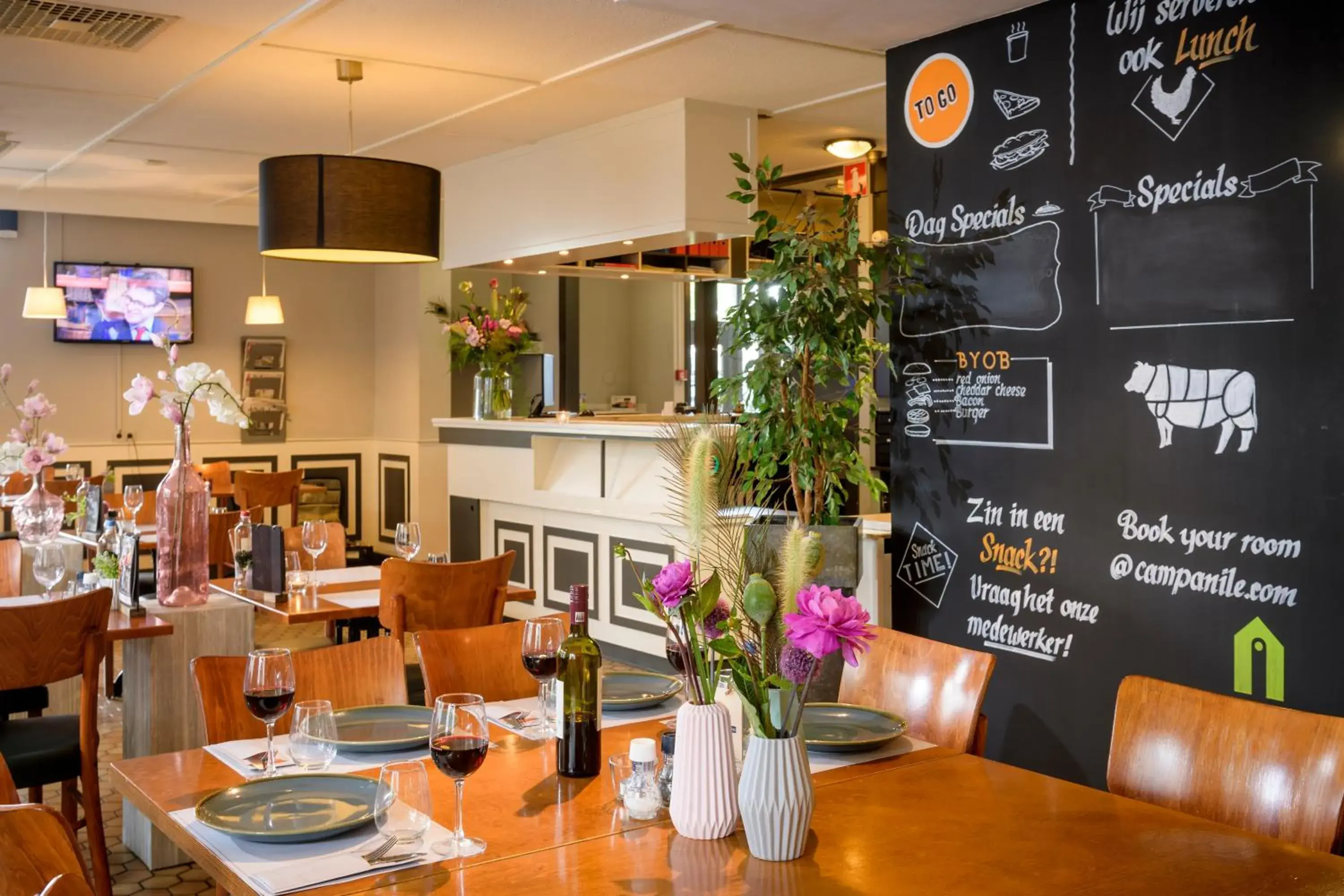 Restaurant/places to eat in Campanile Hotel & Restaurant Rotterdam Oost Restaurant/places to eat in Campanile Hotel & Restaurant Rotterdam Oost