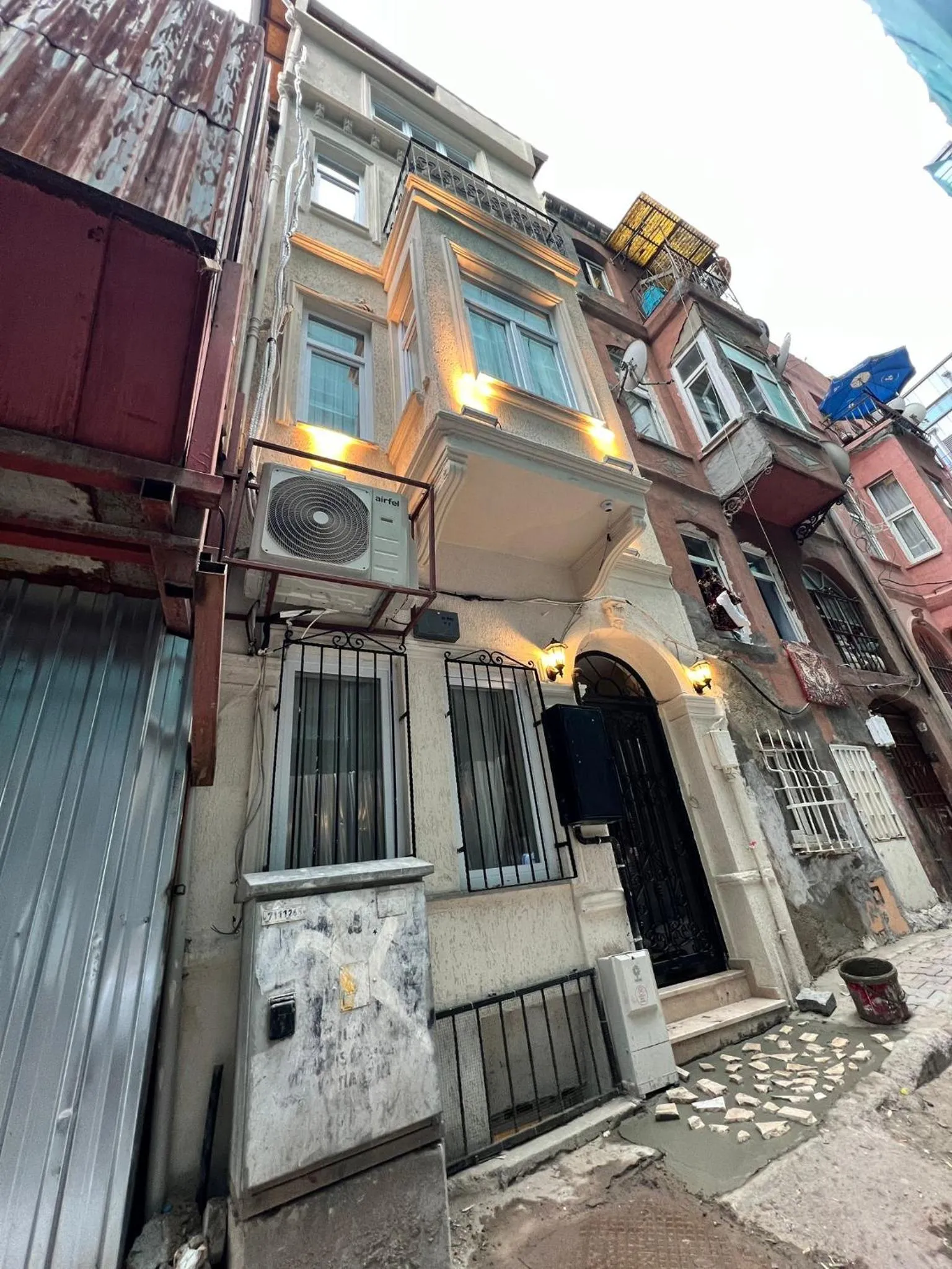 Property building in Taksim Nacre 360 Suit