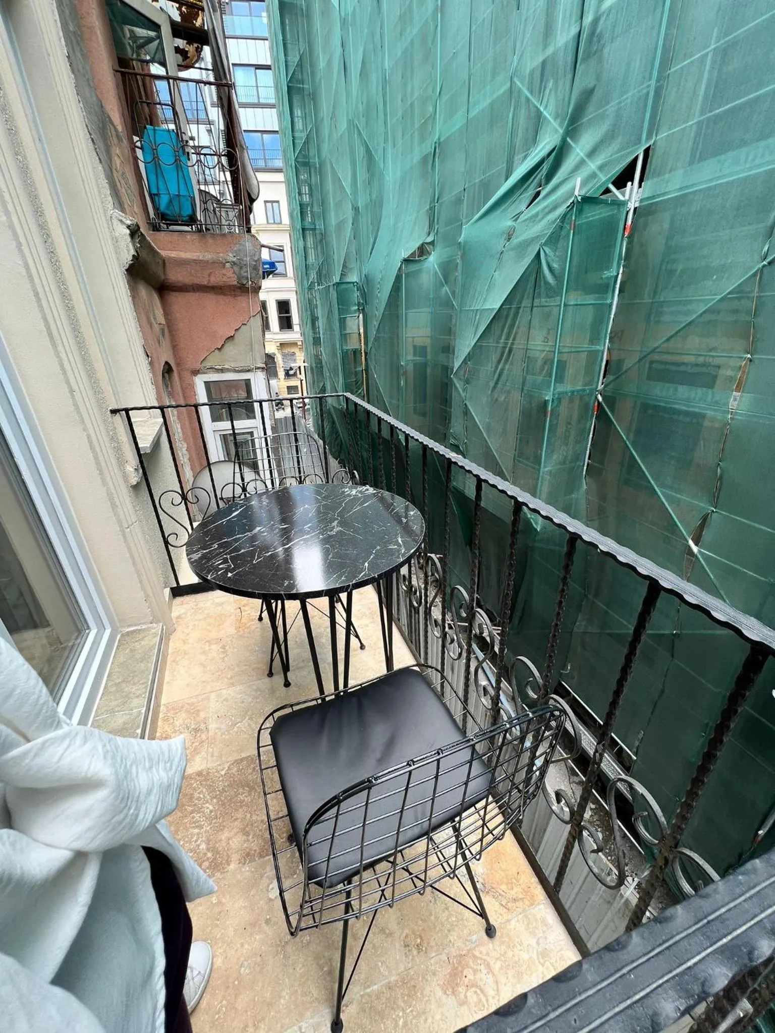 Balcony/Terrace in Taksim Nacre 360 Suit