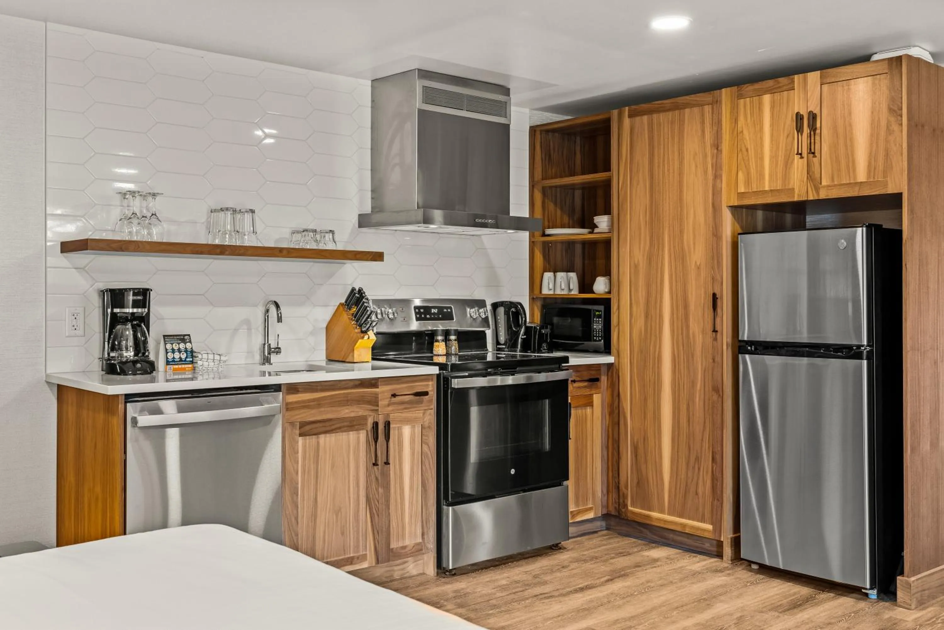 kitchen in Hotel Canoe and Suites