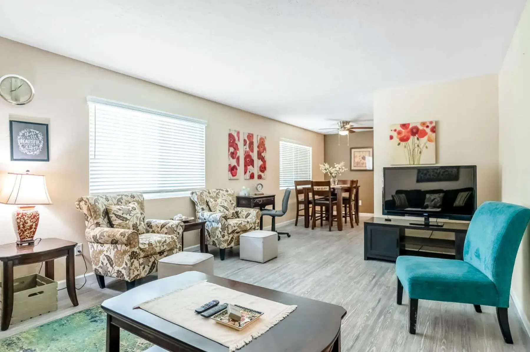 Longer Stays for Travelers- Apt Blocks from Hospital, Downtown Longer Stays for Travelers- Apt Blocks from Hospital, Downtown