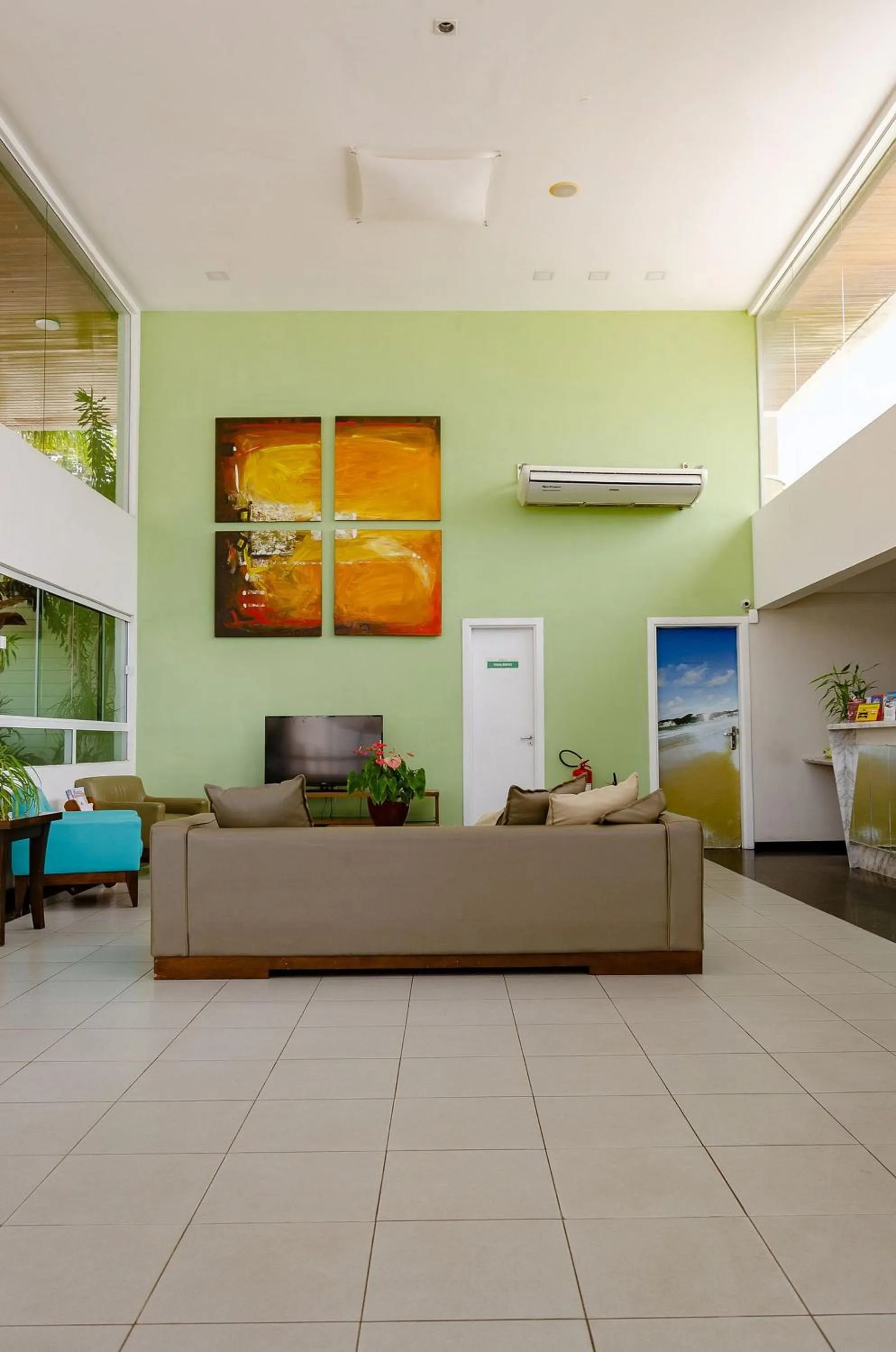 Communal lounge/ TV room in Ponta Negra Beach Residence