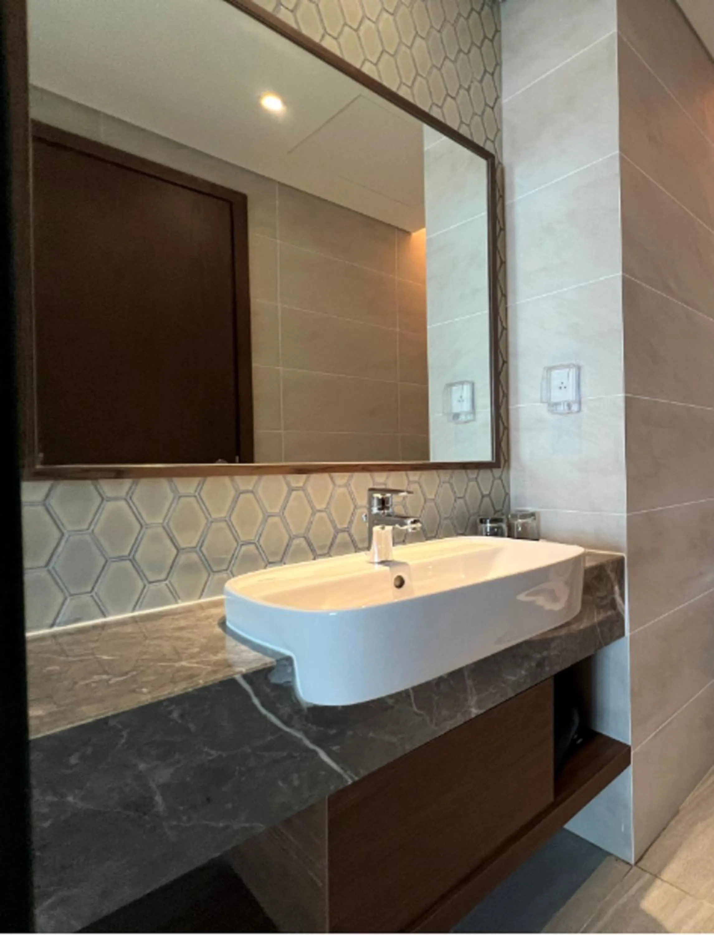 Shower in Mandala Cham Bay Mũi Né