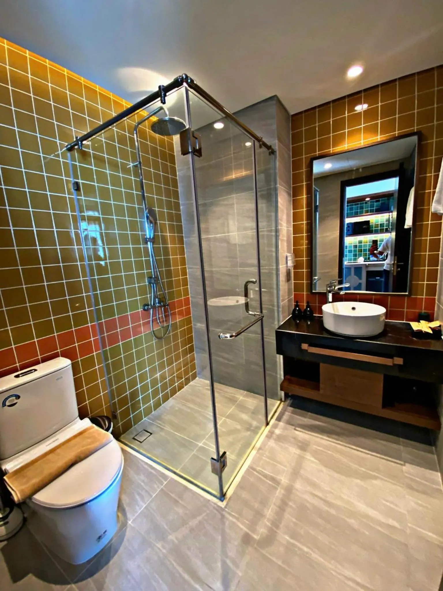 Shower in Mandala Cham Bay Mũi Né