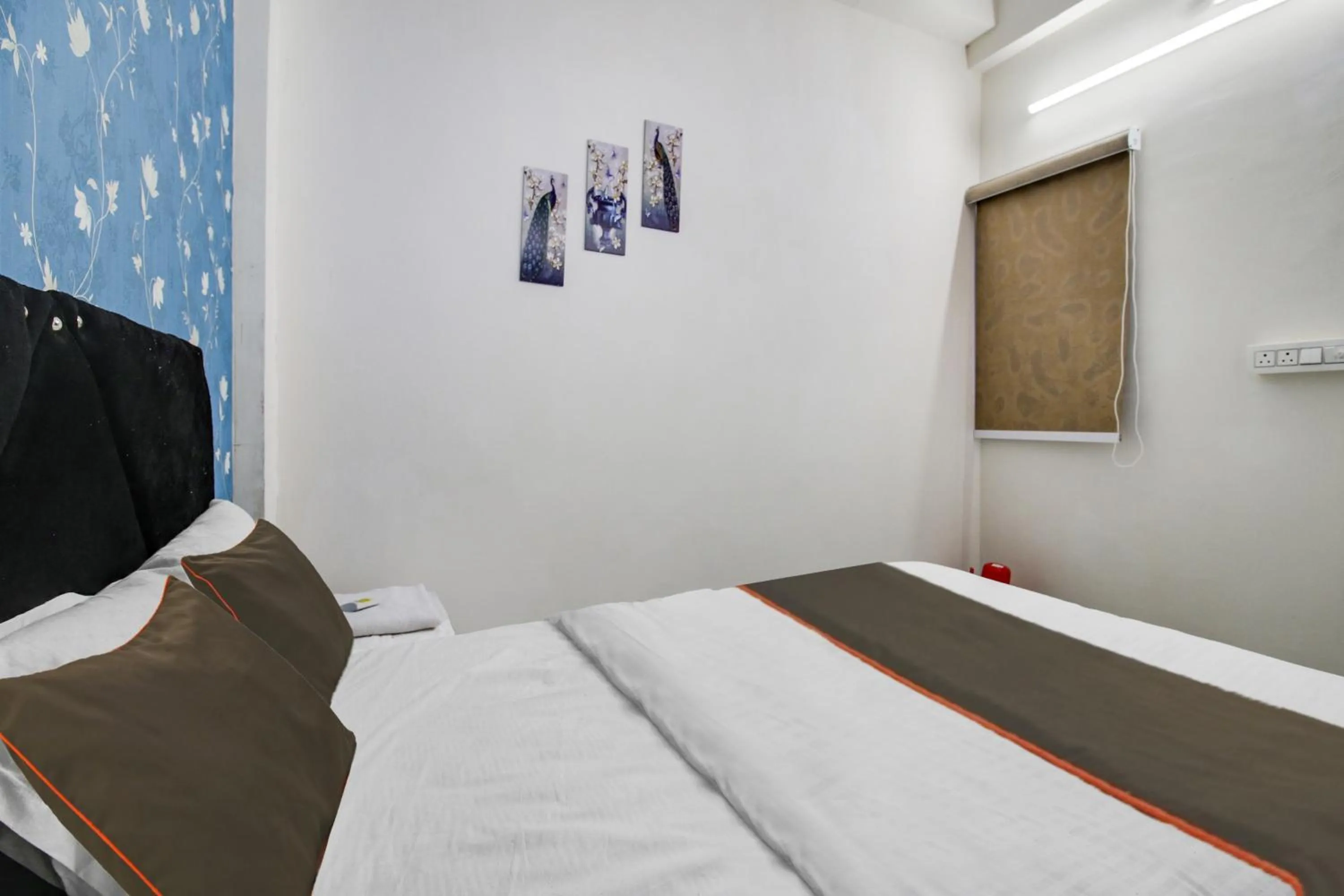 Bedroom in Hotel O by OYO Sawariya Regency