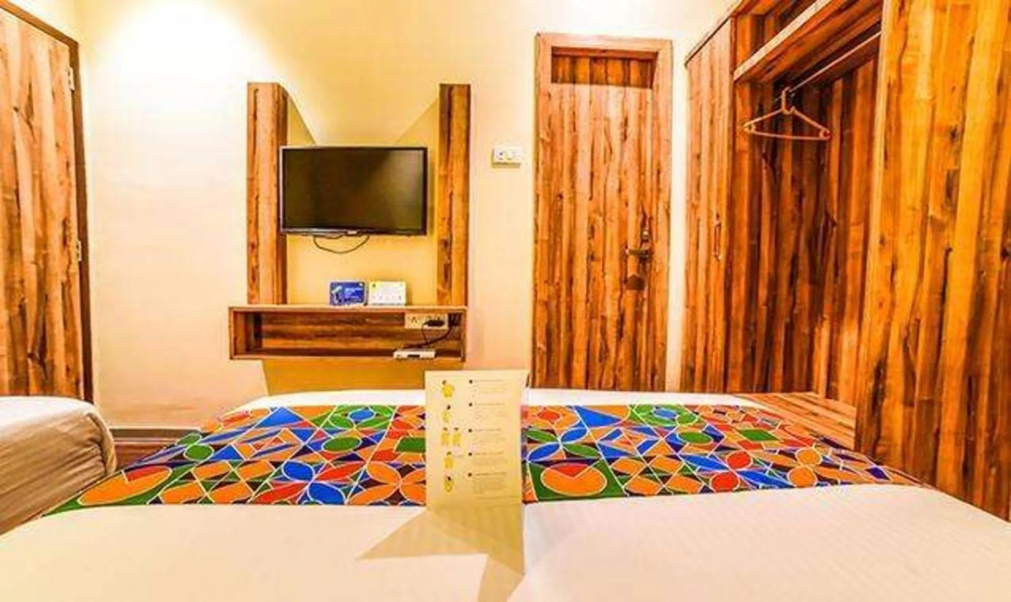 Bed in FabHotel Ascot International II - Nr Mumbai International Airport