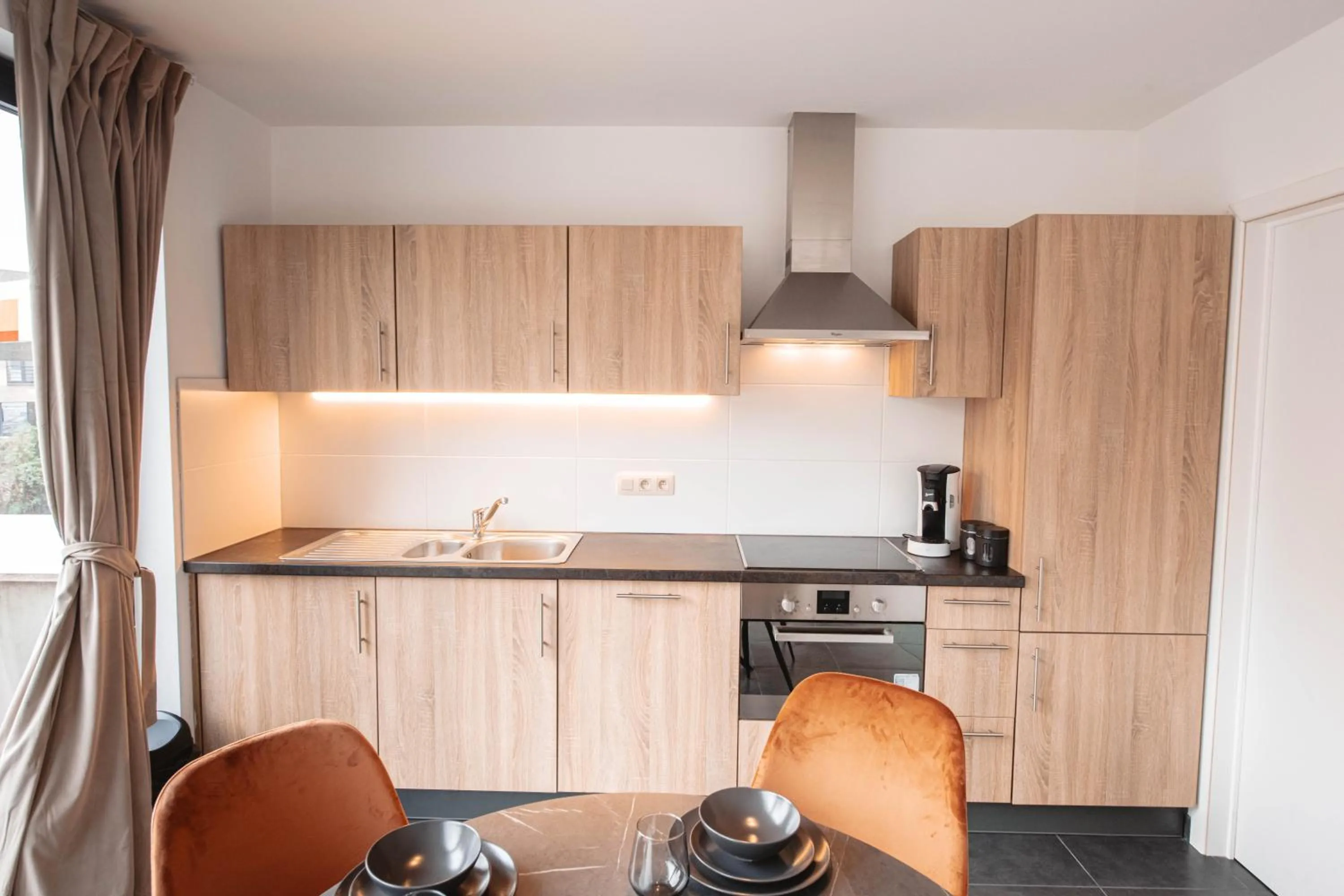K&Y suites 2 Brussels airport 500m!