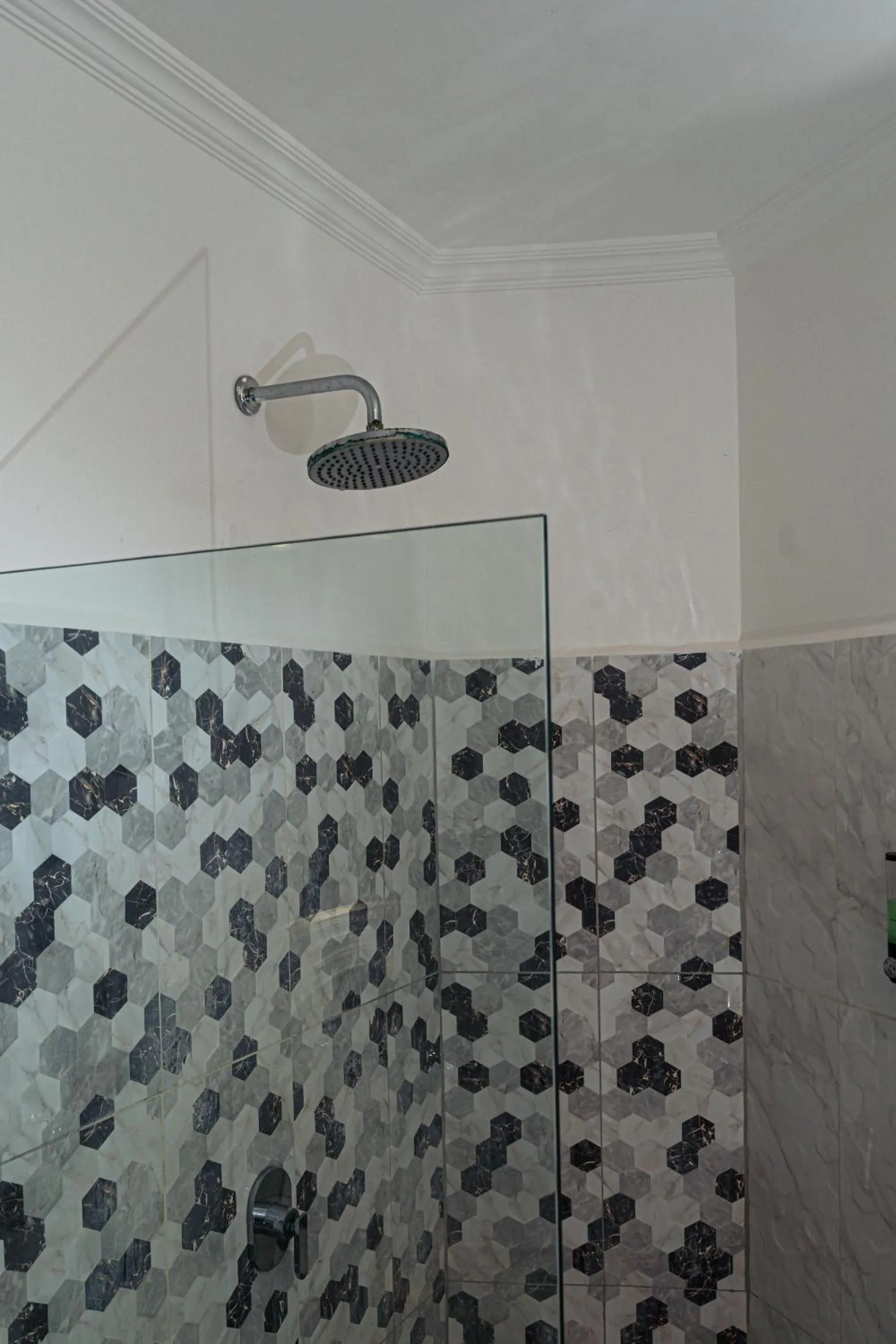 Shower in Komodo Suites Downtown