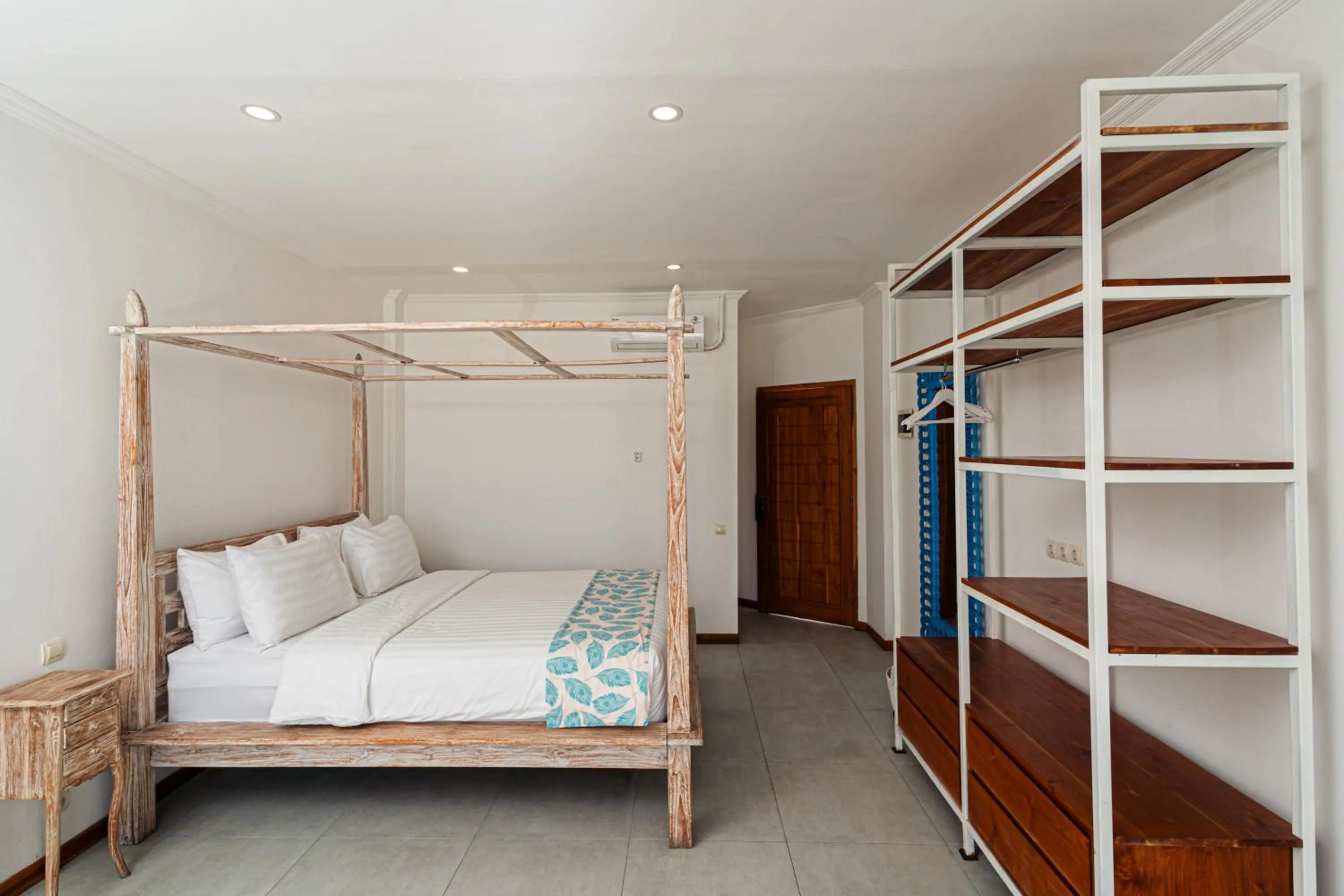 Bedroom, Bed in Komodo Suites Downtown