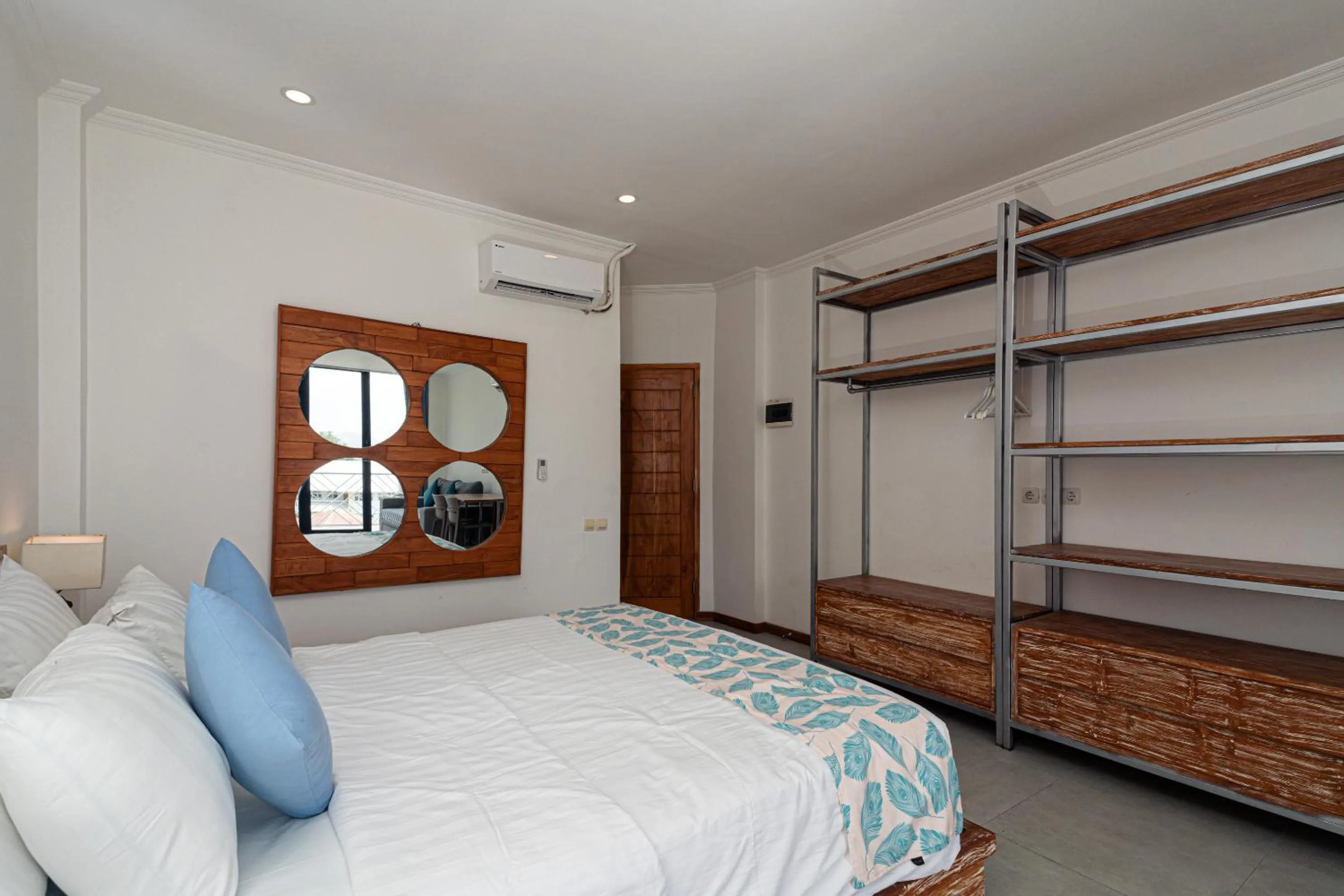 Bedroom, Bed in Komodo Suites Downtown