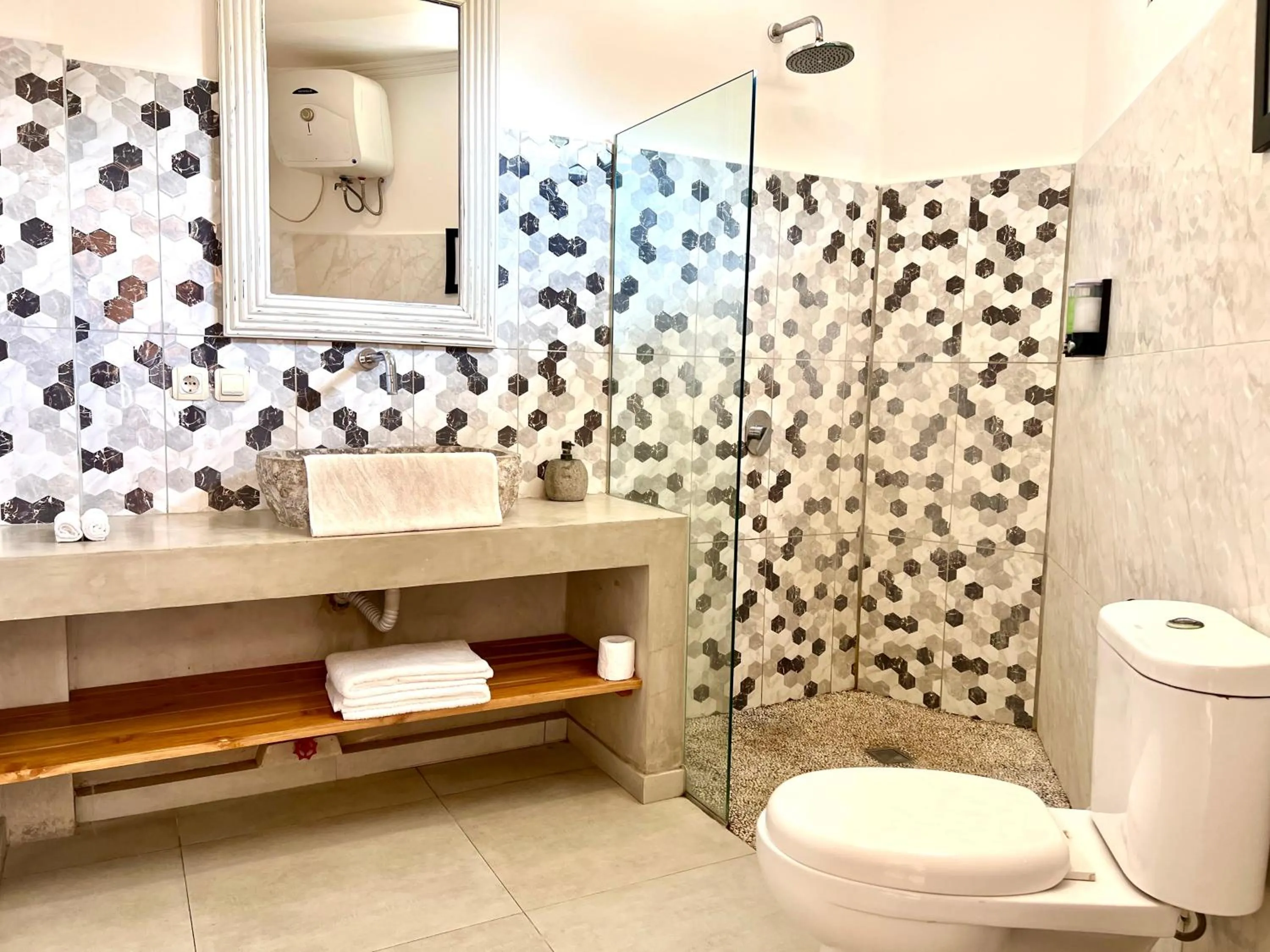 Bathroom in Komodo Suites Downtown