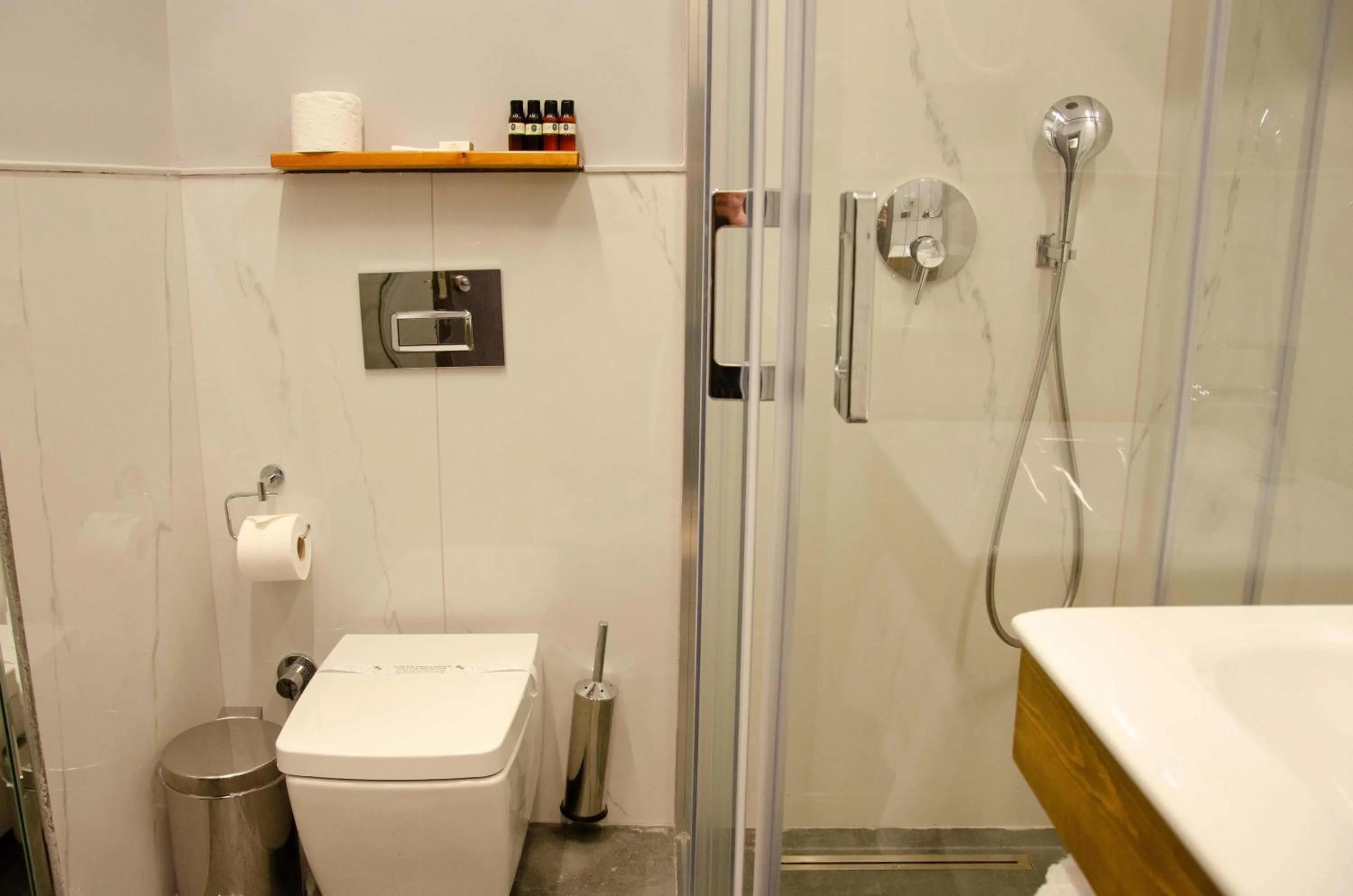 Bathroom in ERTAN OTEL