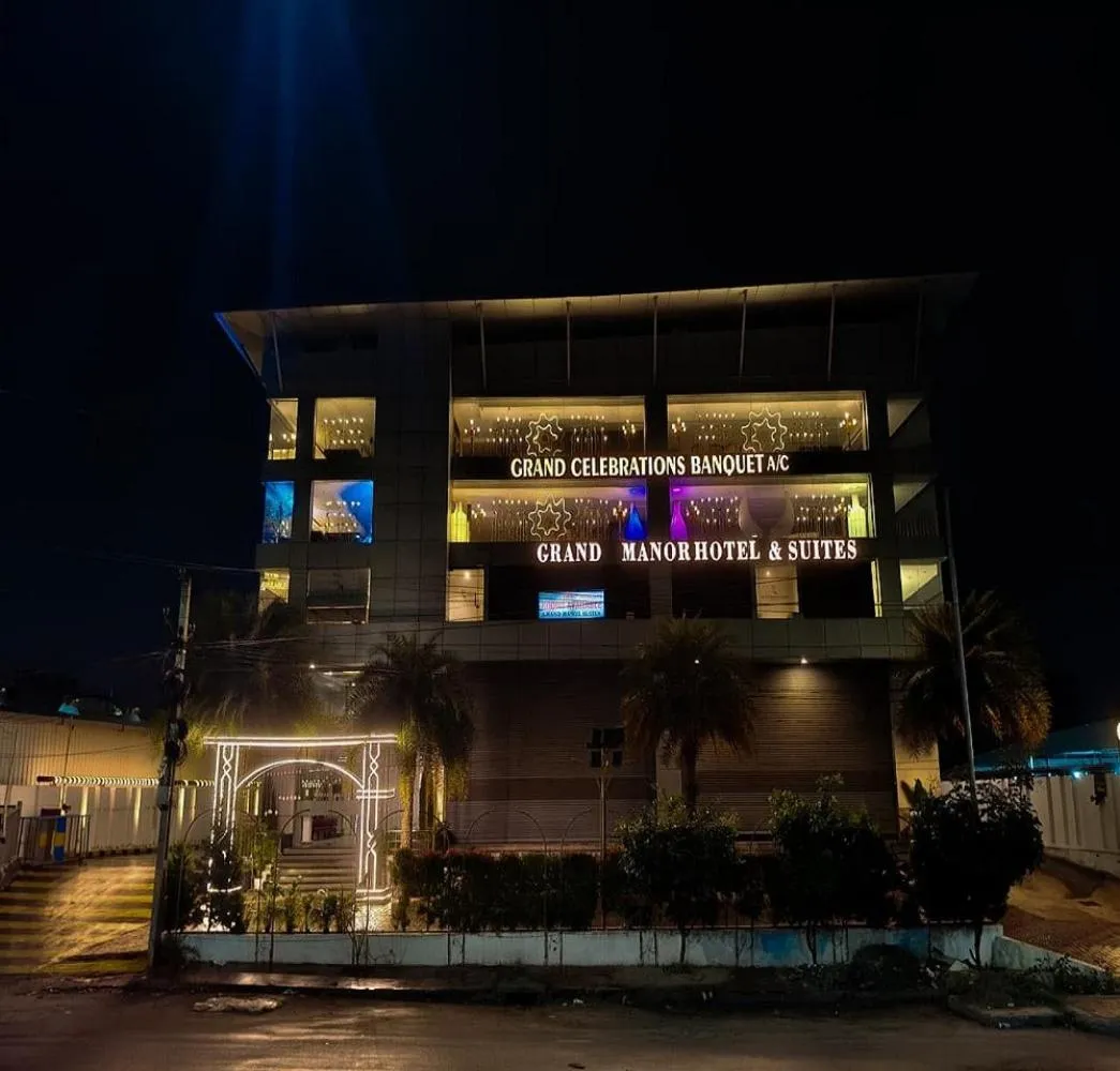 Property building in Grand Manor Suites