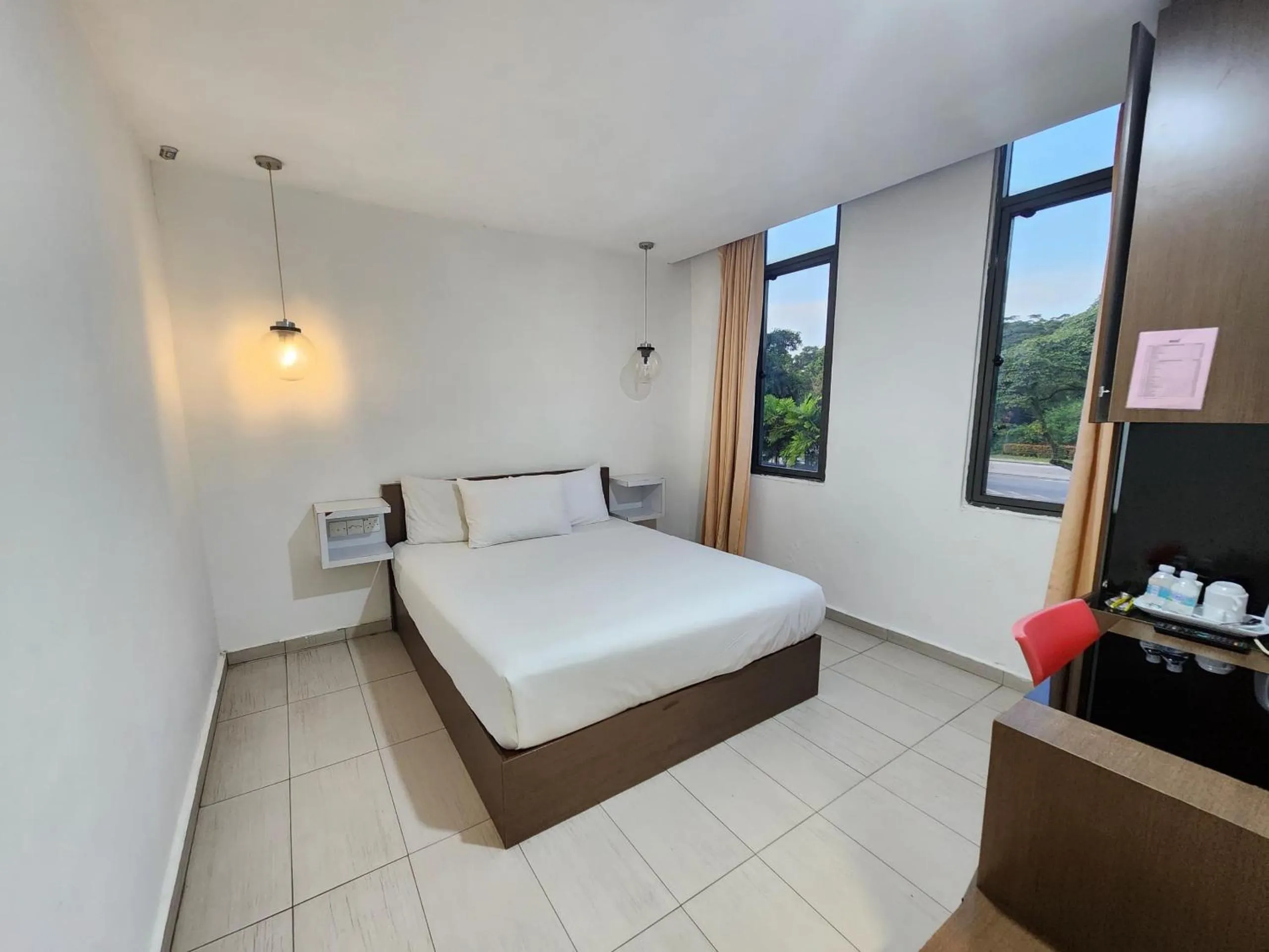 Bedroom, Bed in Kozi Hotel by Ardens - Danga Bay