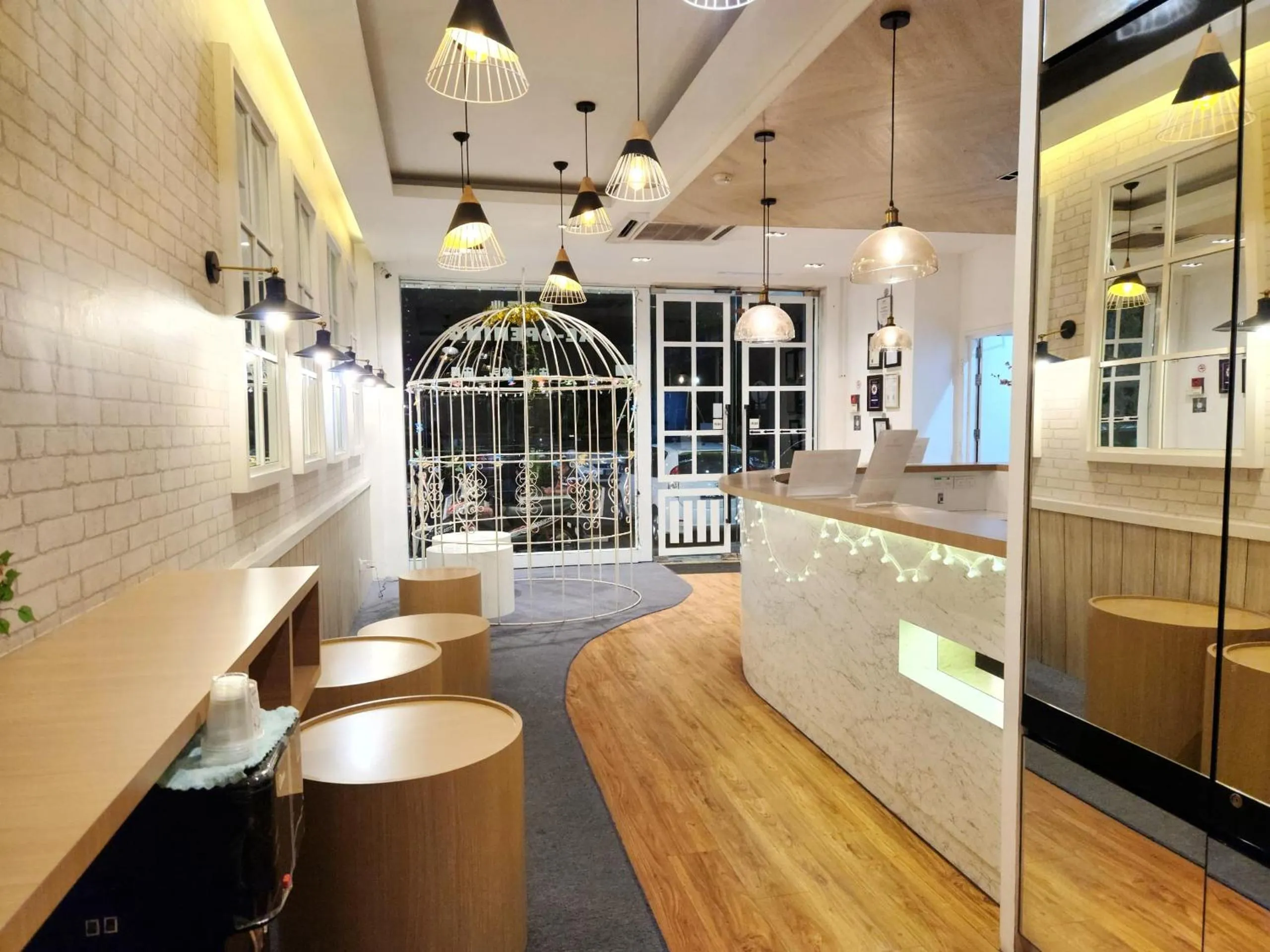 Kozi Hotel by Ardens - Danga Bay