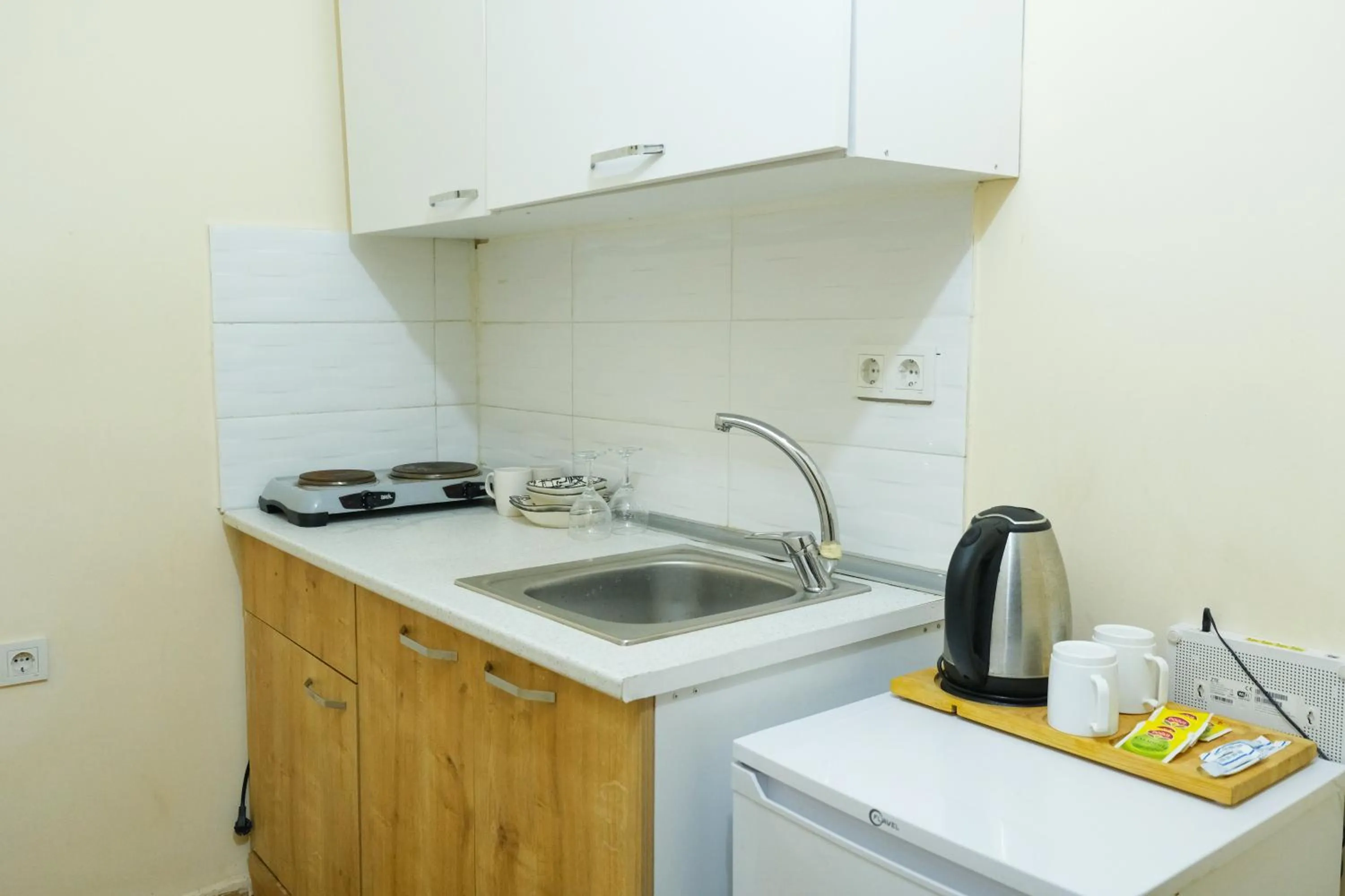 Coffee/tea facilities in Taksim Nikea Suites 80