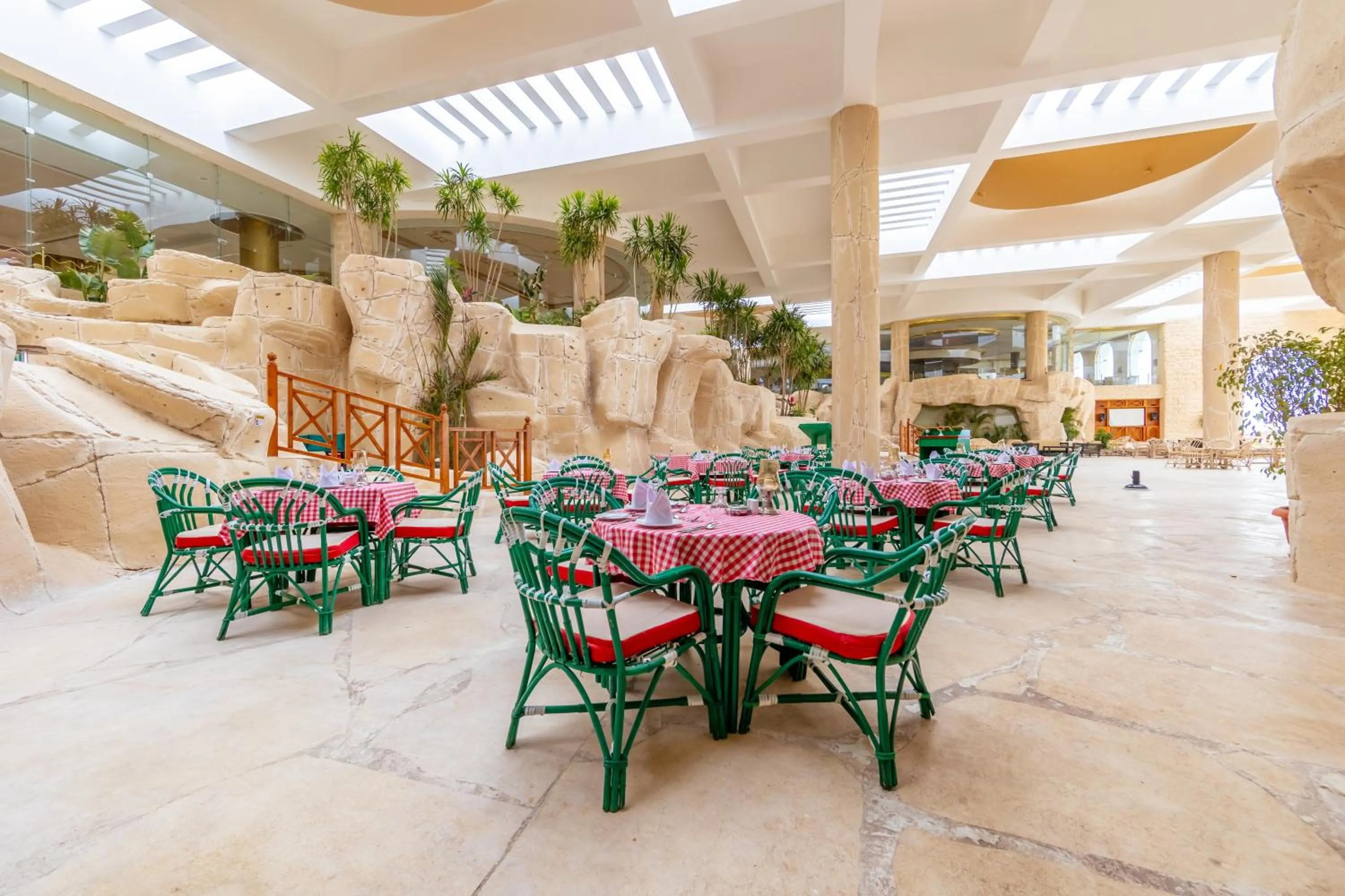 Restaurant/places to eat in Siva Golden Bay Makadi