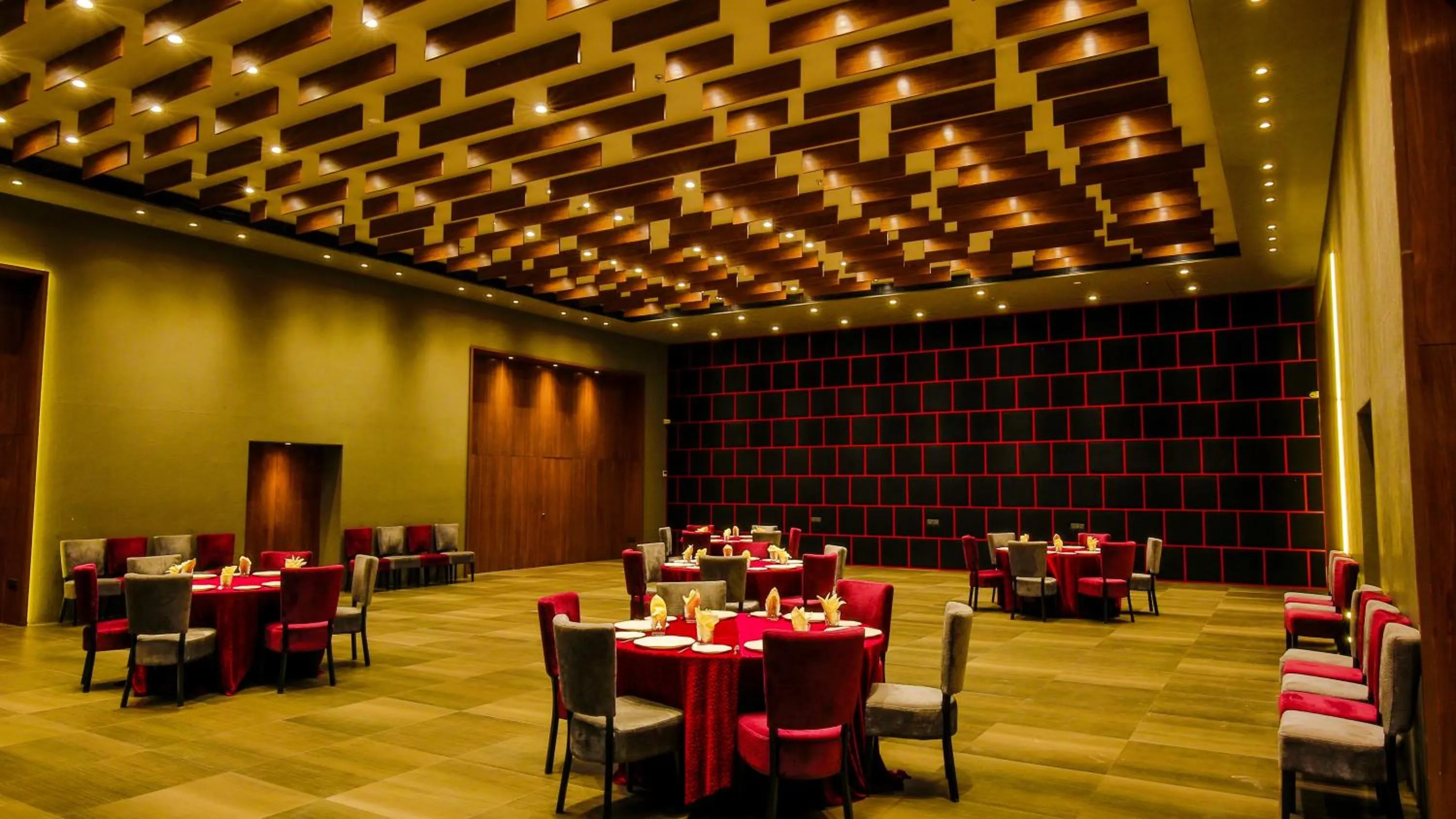 Banquet/Function facilities in The Weekend Address