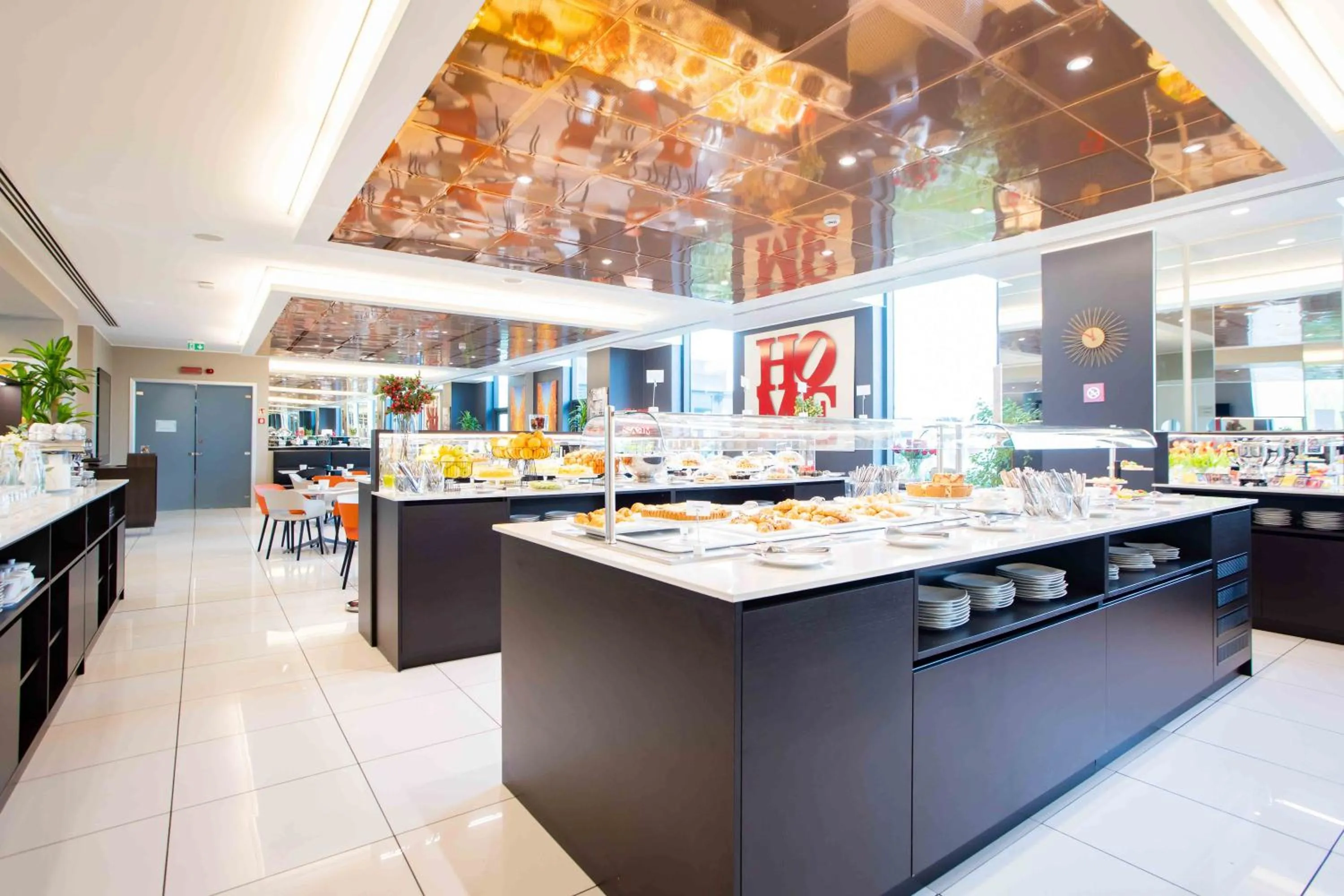 Restaurant/places to eat in AN Hotel Milano Melegnano