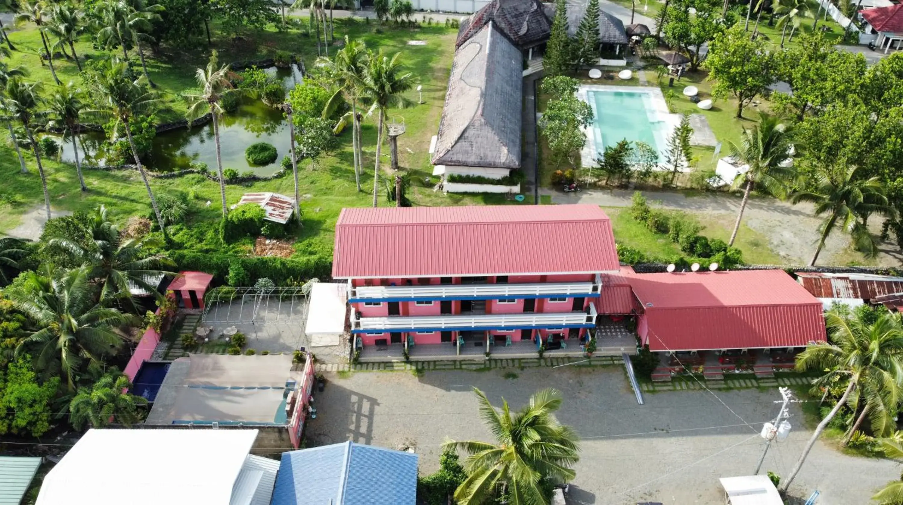 Property building in Jamjen's Lodge Property building in Jamjen's Lodge