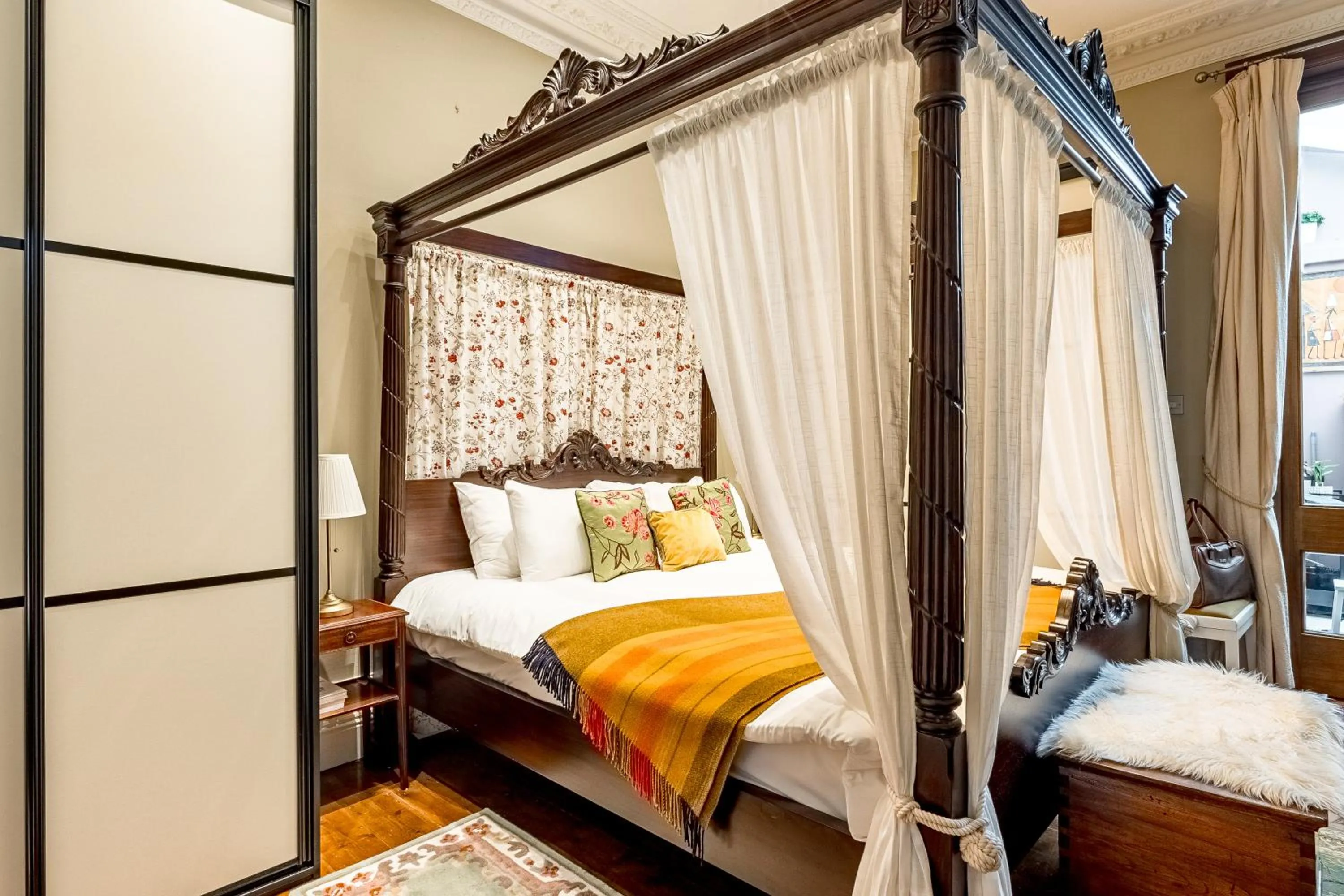 The Regency Studio at 82 Cathedral