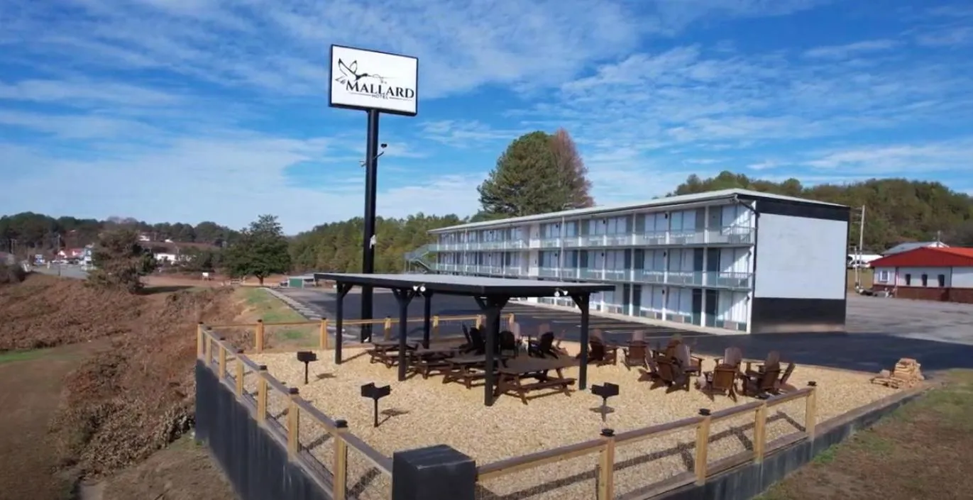 The Mallard Hotel & Suites