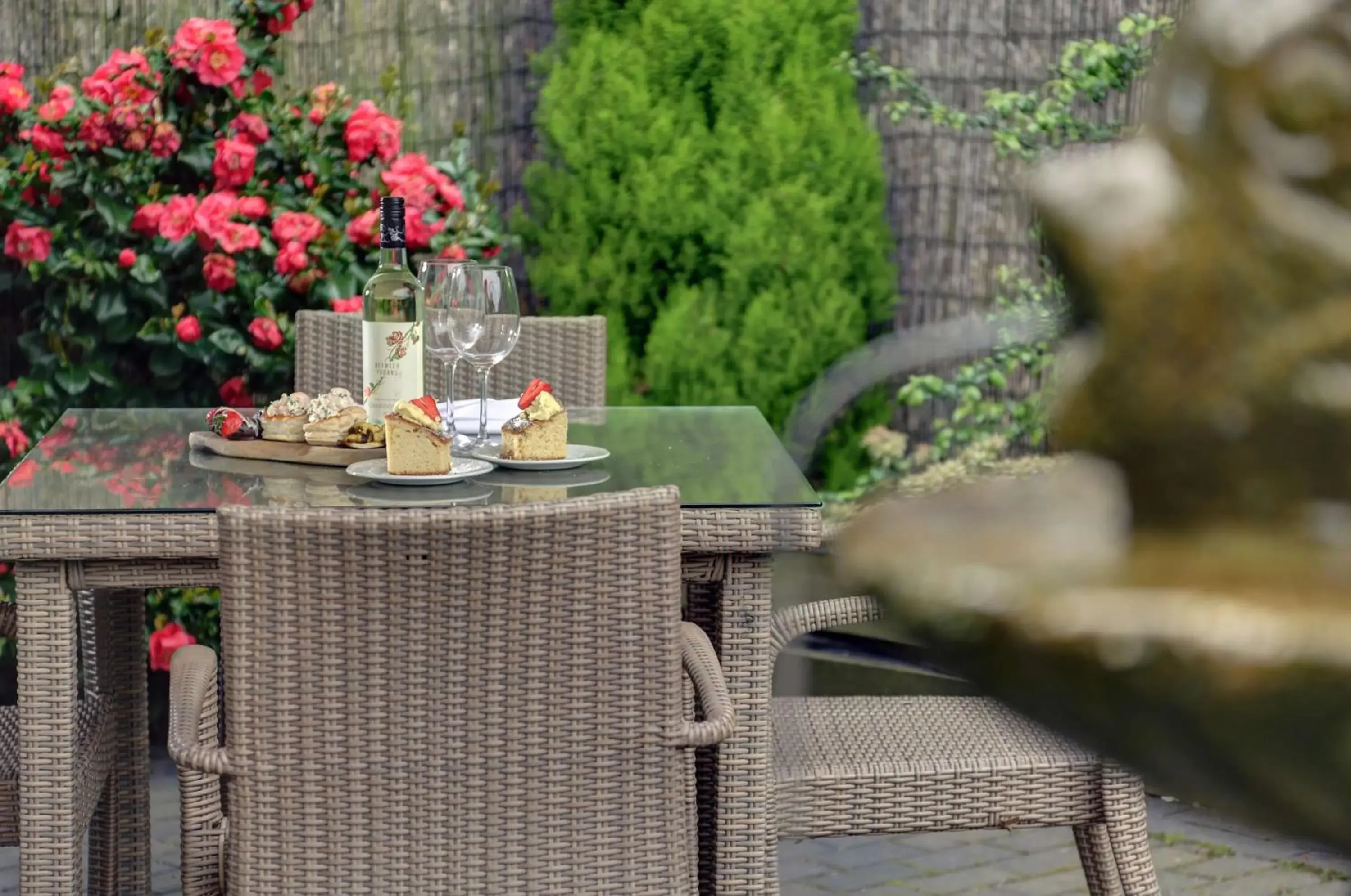 Property building in Best Western Lichfield City Centre The George Hotel Property building in Best Western Lichfield City Centre The George Hotel