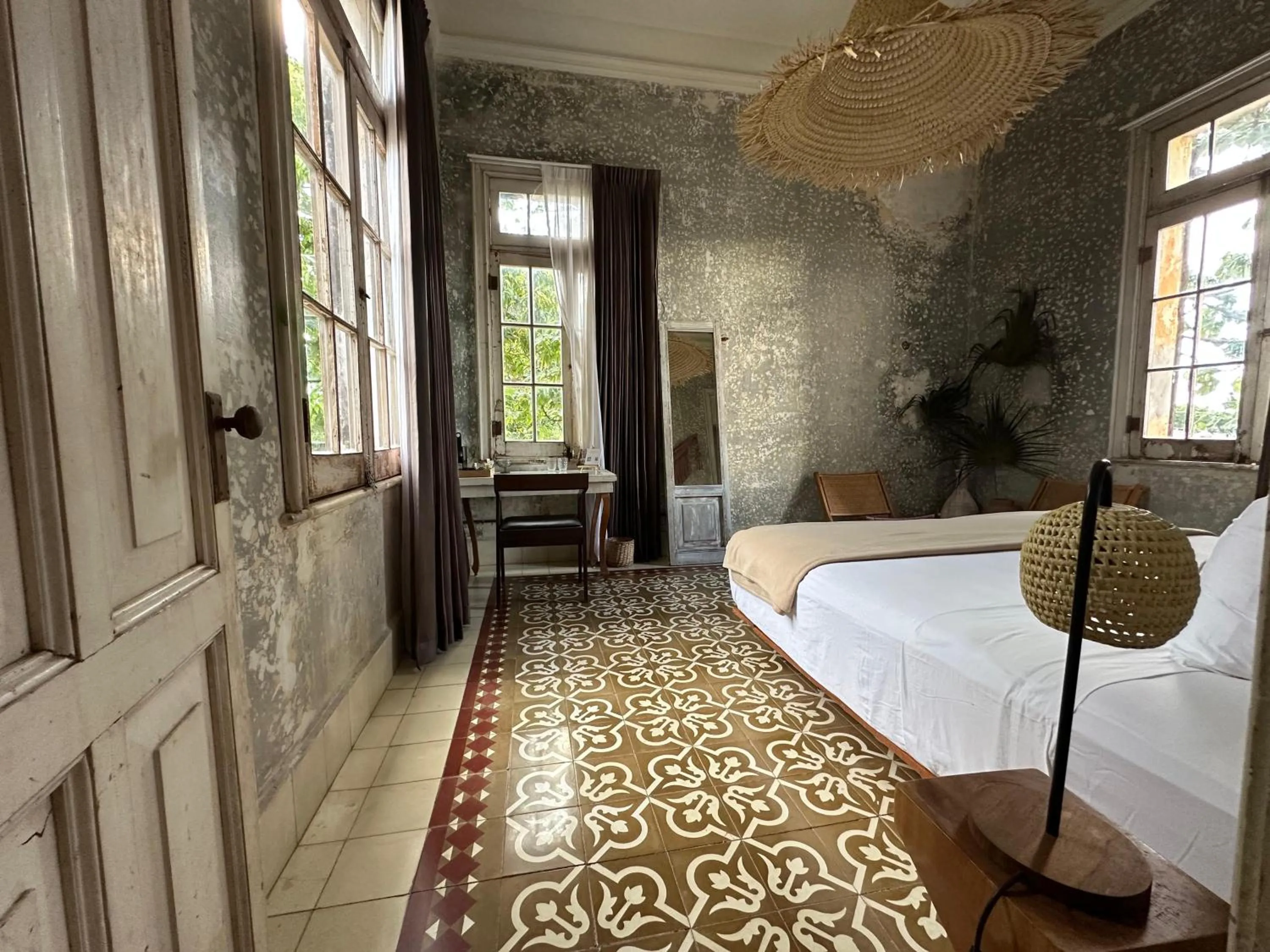 Photo of the whole room, Bed in Historic House Hotel boutique