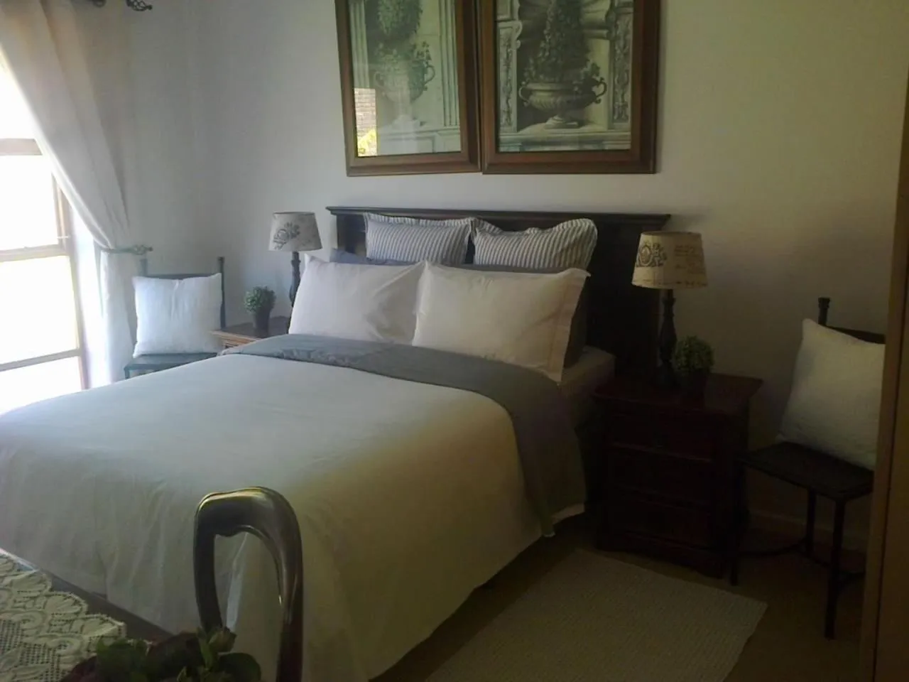 Bed in Aquadel Accommodation