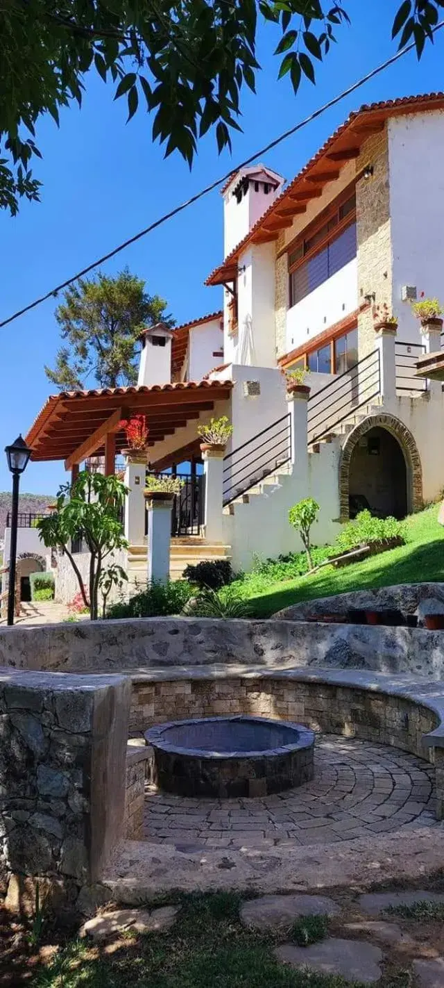 Property building in La Toscanía Tapalpa Resort & Agroturismo Property building in La Toscanía Tapalpa Resort & Agroturismo