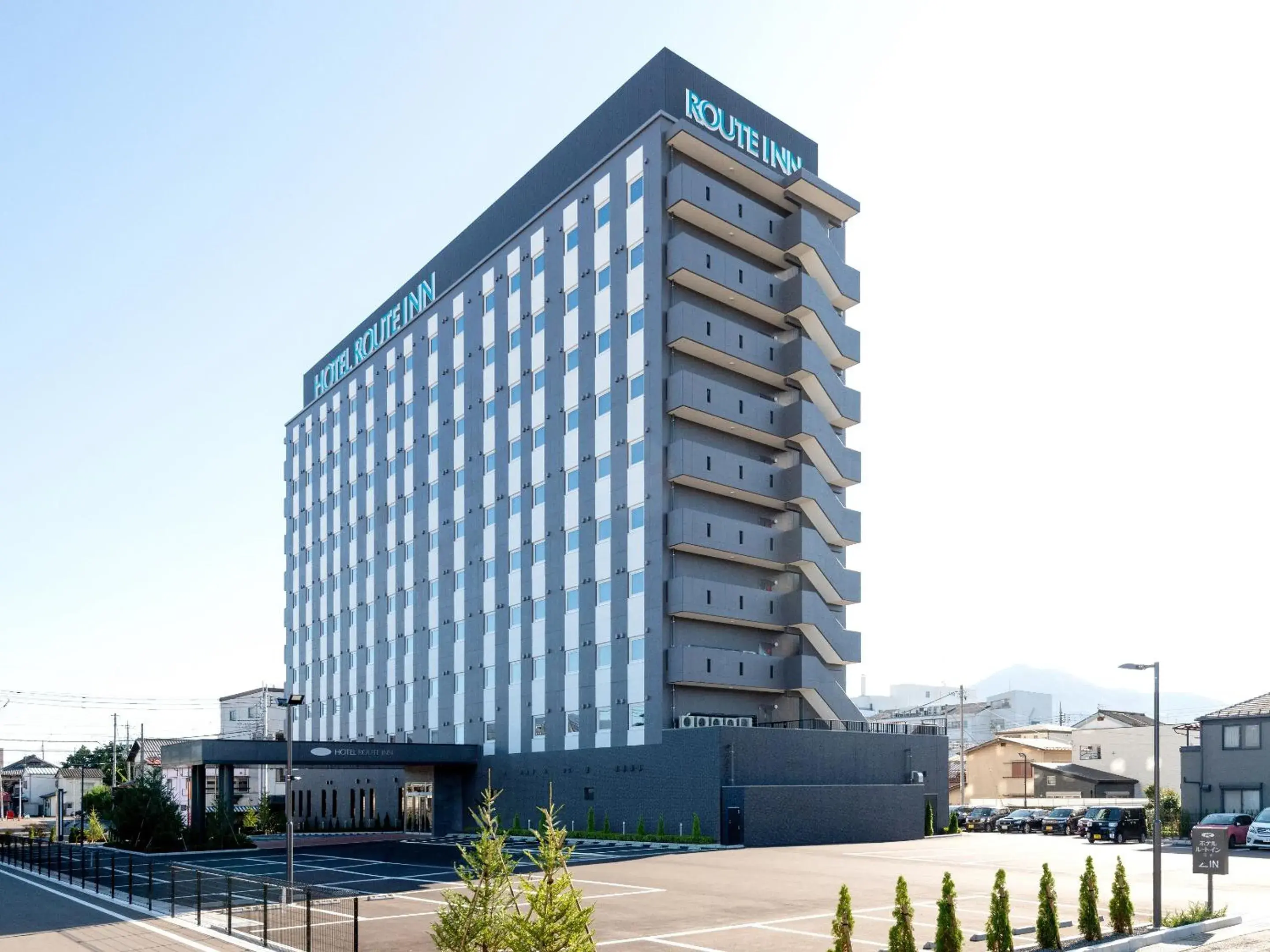 Property building in Hotel Route Inn Numata Property building in Hotel Route Inn Numata