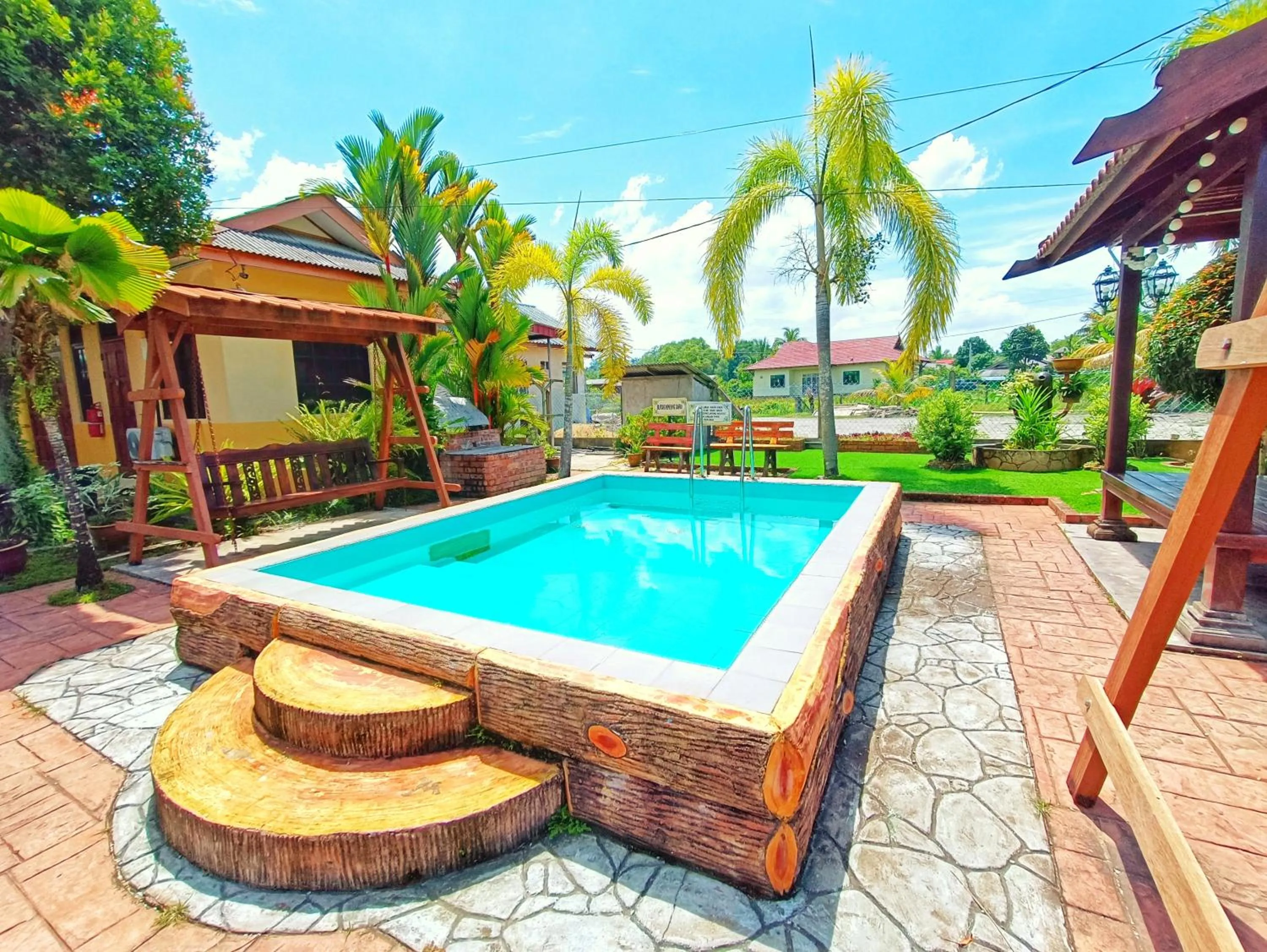 Natural landscape in Chalet Yunie Marang by RVH