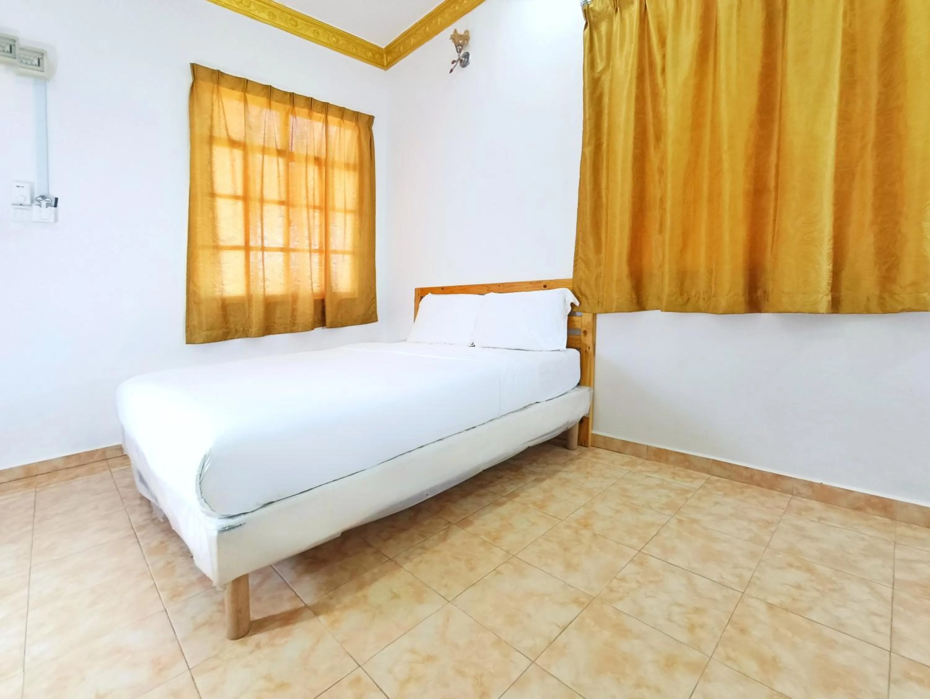 Bed in Chalet Yunie Marang by RVH