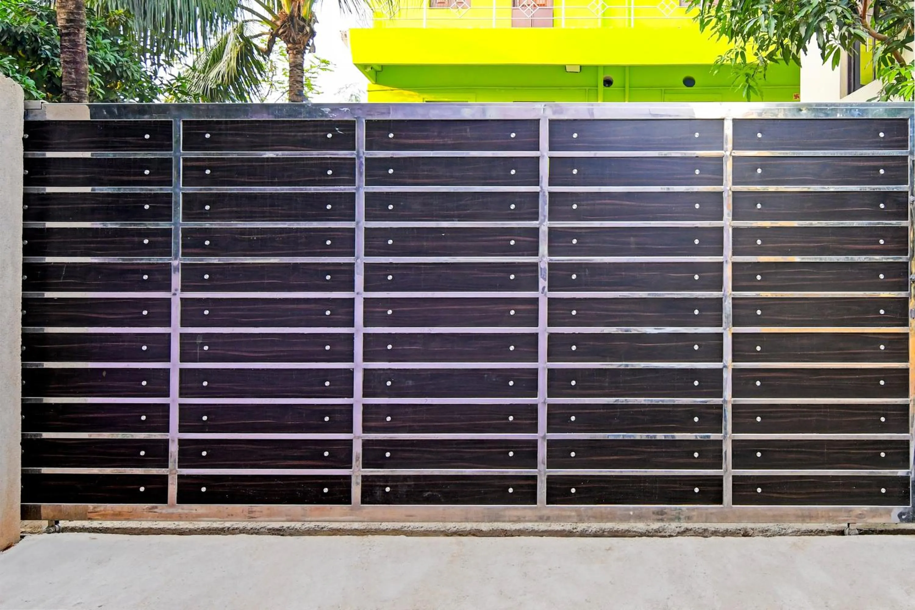 Facade/entrance in Super Hotel O Khushi Guest House