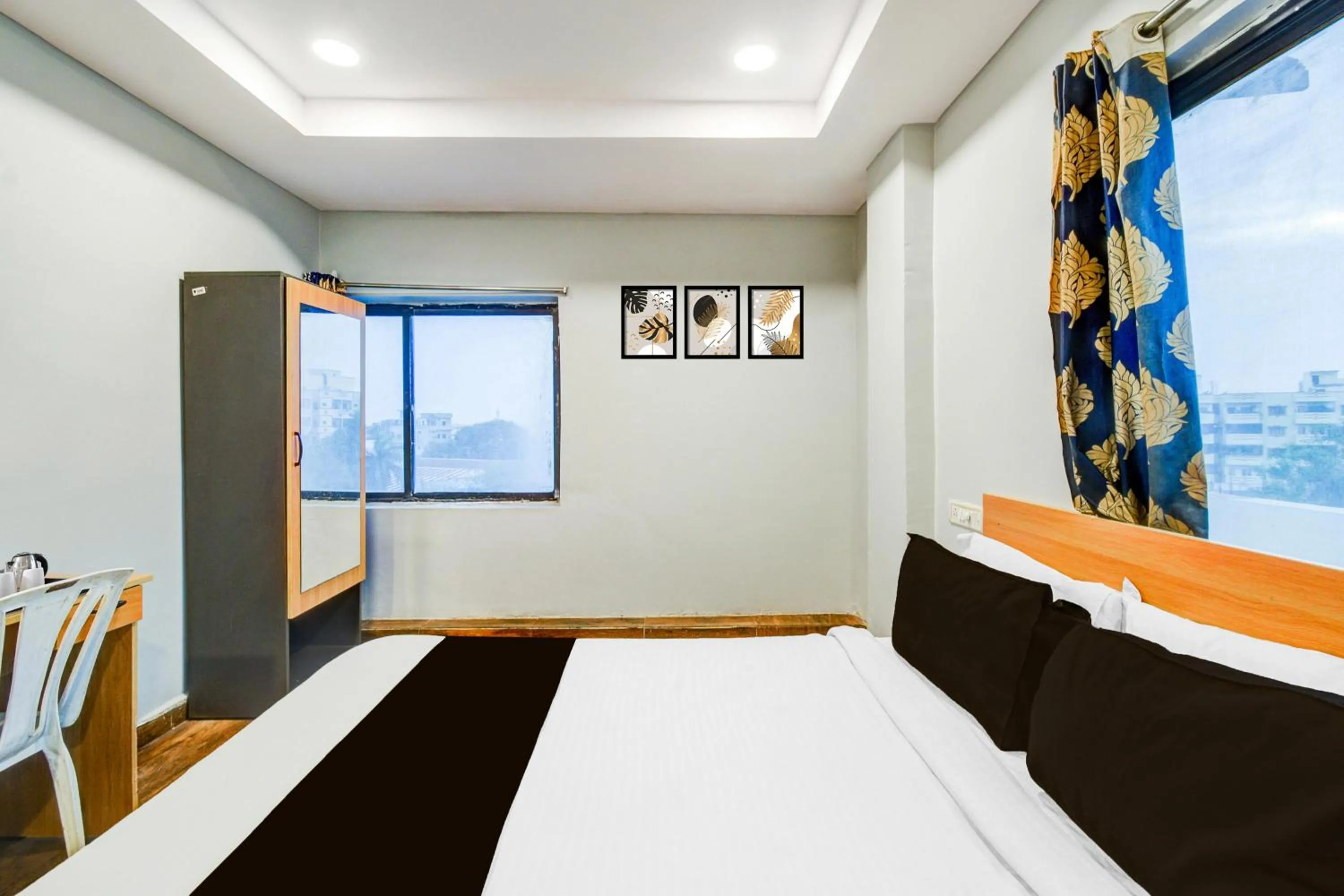 Bedroom, Bed in Super Collection O Malkajgiri