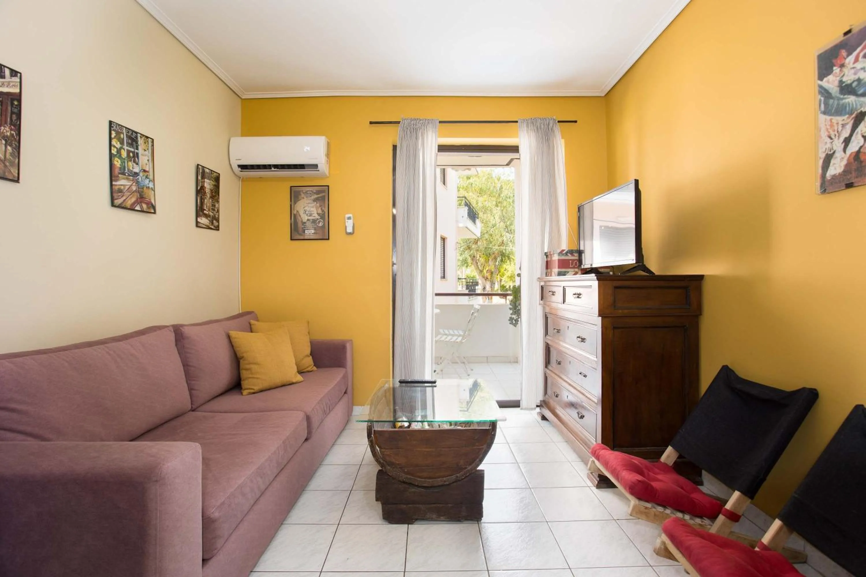 Kalamata's Handmade Apartment