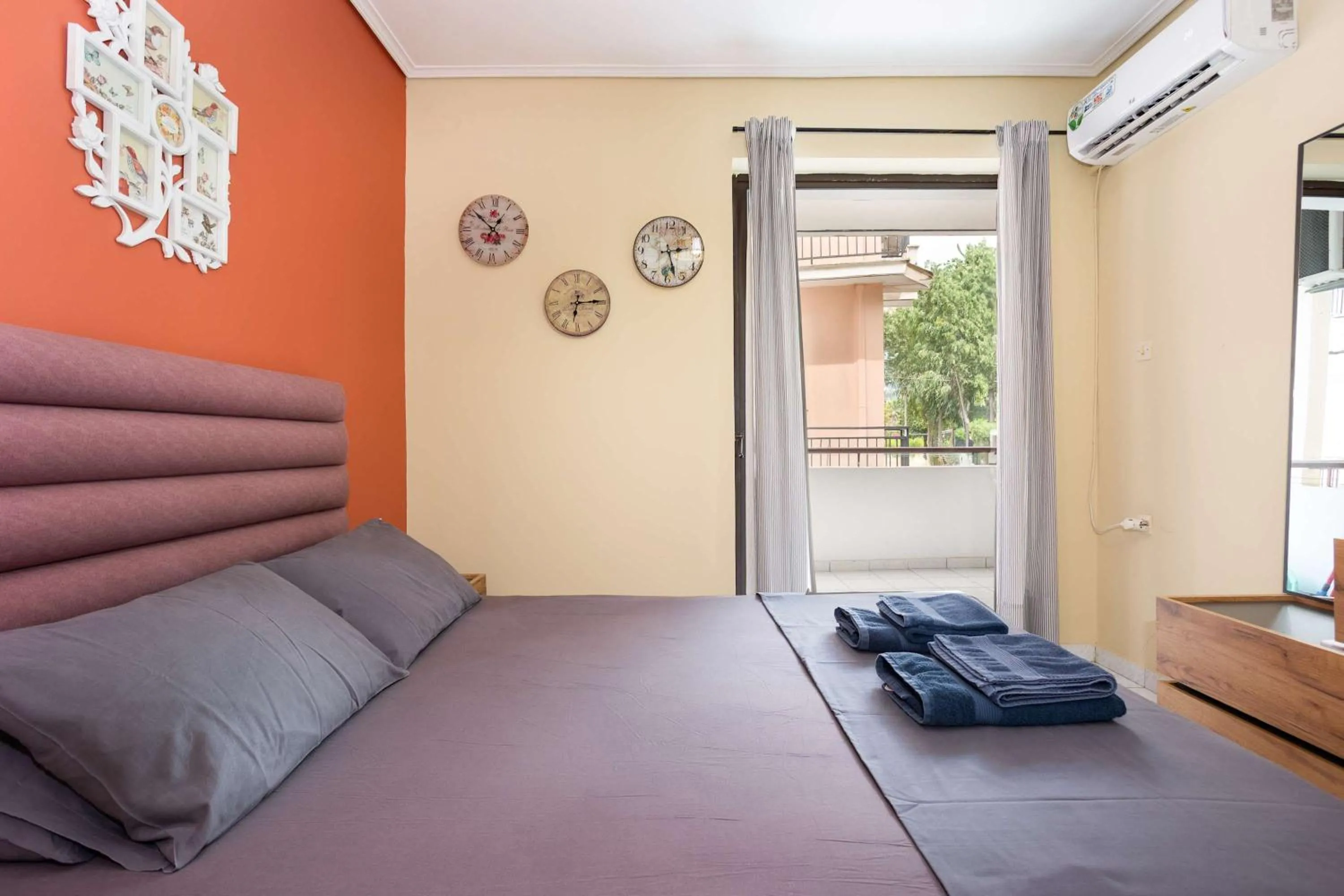 Bed in Kalamata's Handmade Apartment