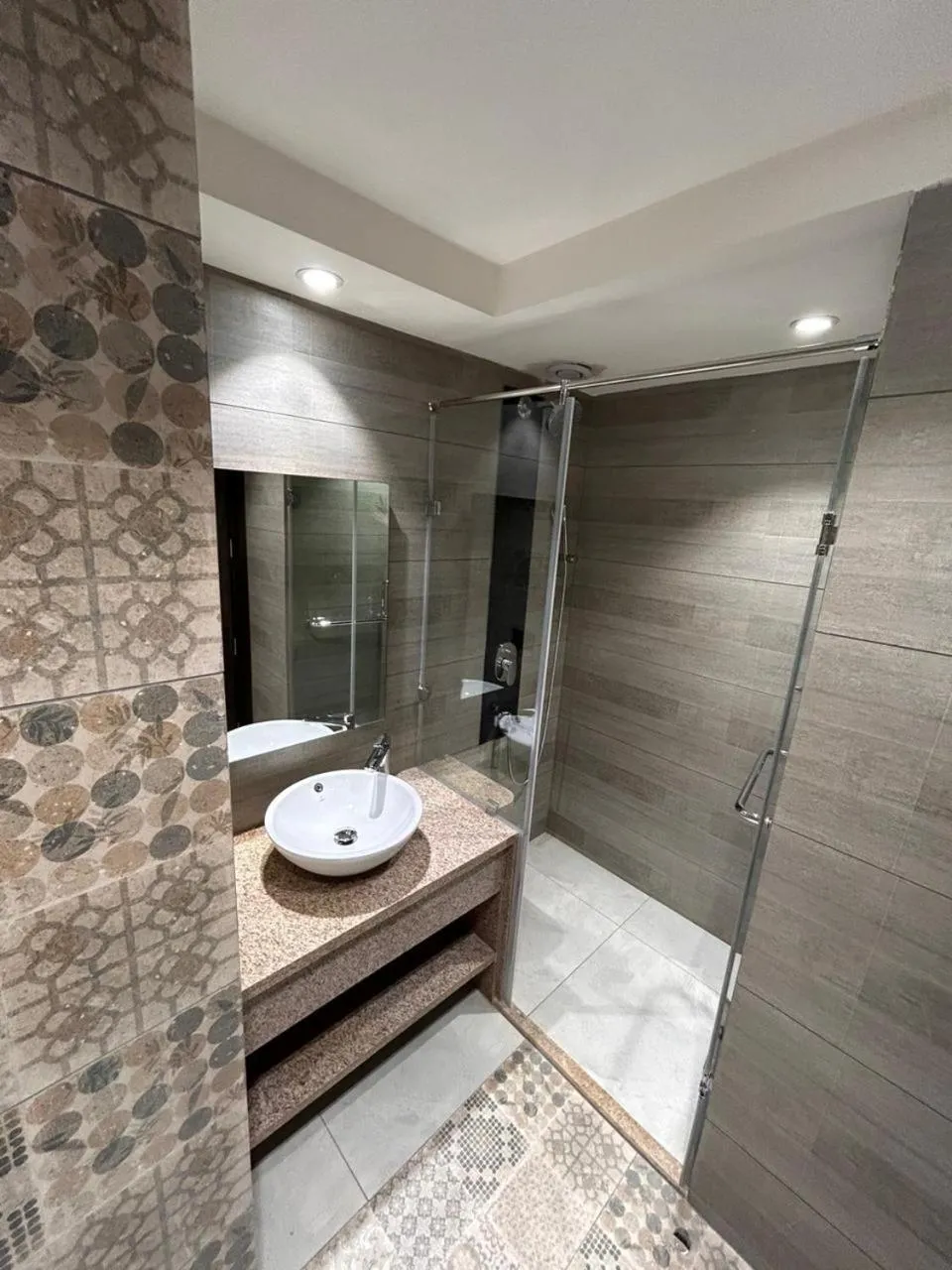 Bathroom in Best Western Maharani Bagh New Delhi