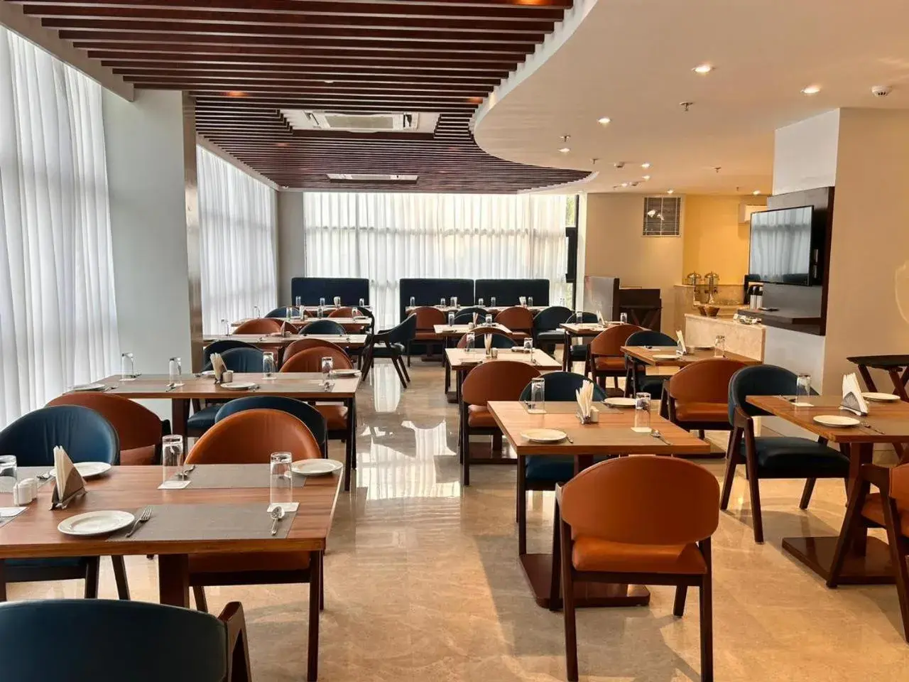 Restaurant/places to eat in Best Western Maharani Bagh New Delhi Restaurant/places to eat in Best Western Maharani Bagh New Delhi