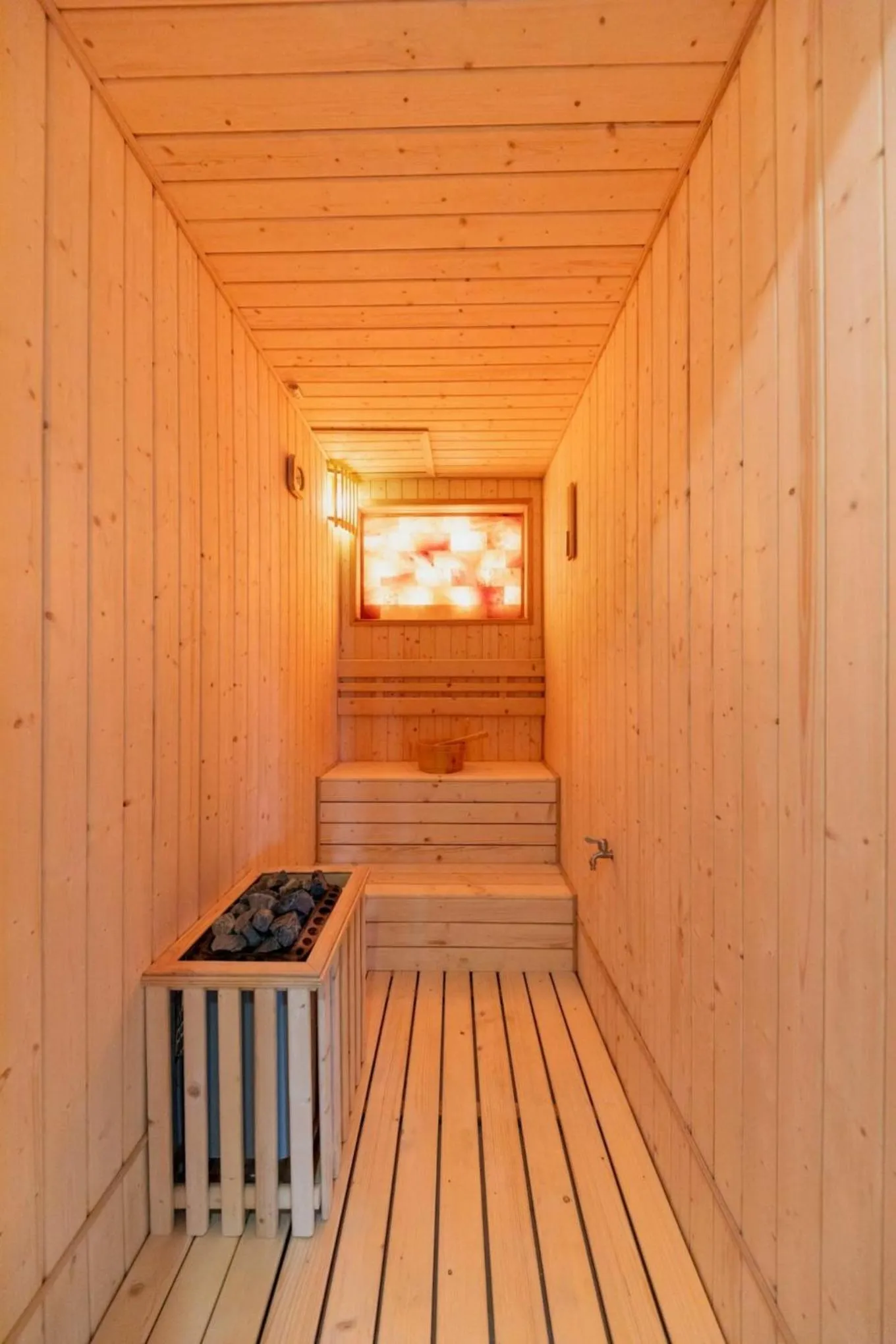 Sauna in ROYAL DRAGON HOTEL