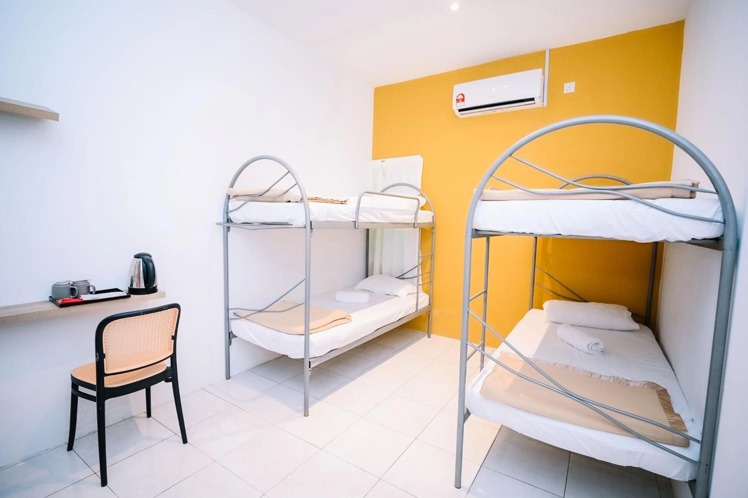 Bed in LiLLA Rainforest Retreat - Hulu Langat