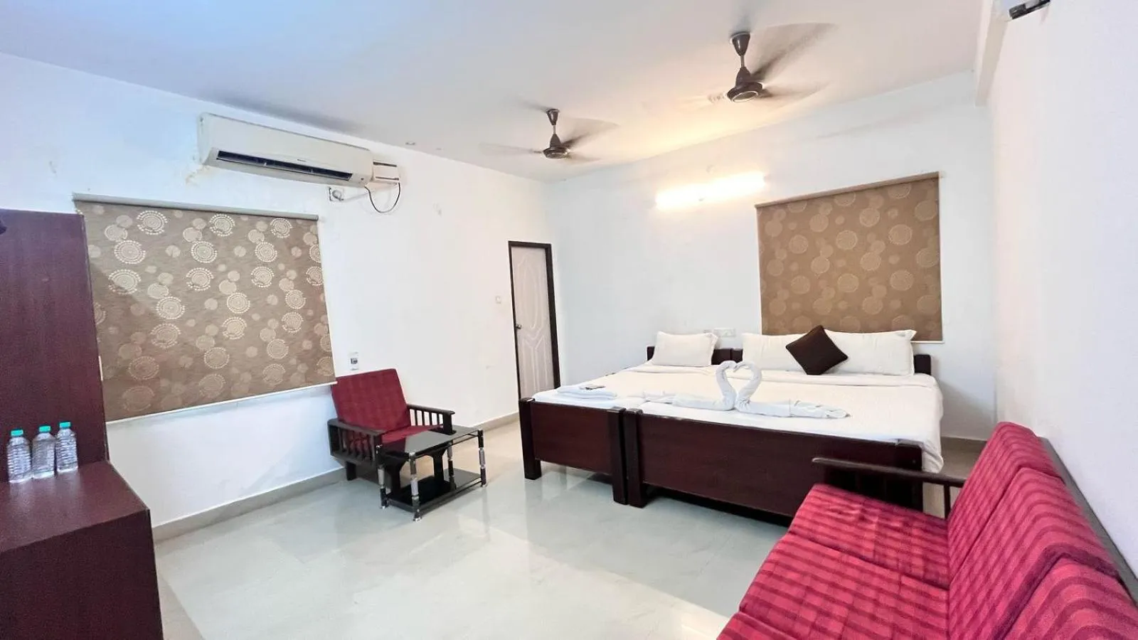 Bed in Comfort Park Inn (Unit of Prohotel)