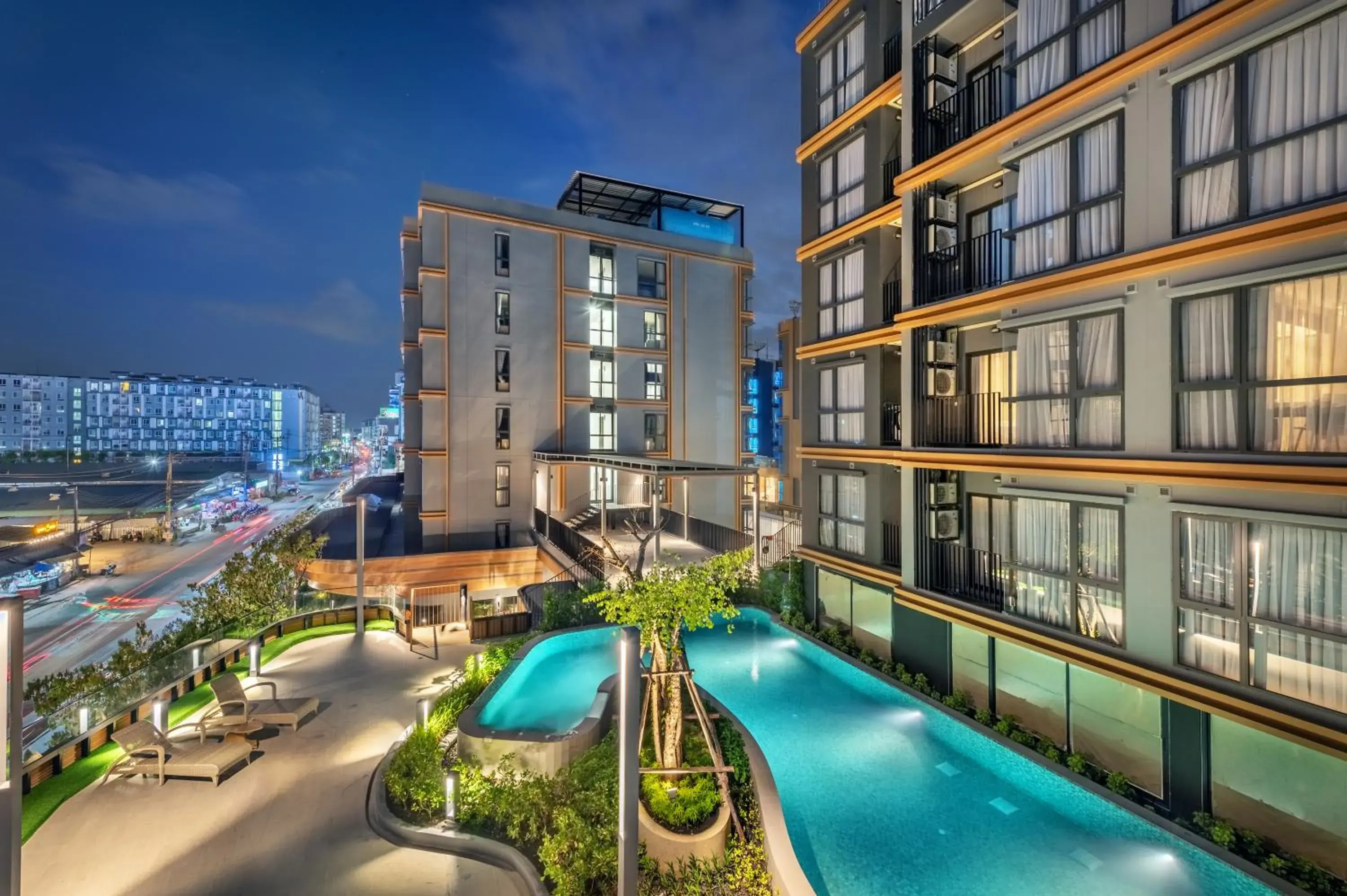 Pool view in Salaya One Hotel & Service Apartment Pool view in Salaya One Hotel & Service Apartment