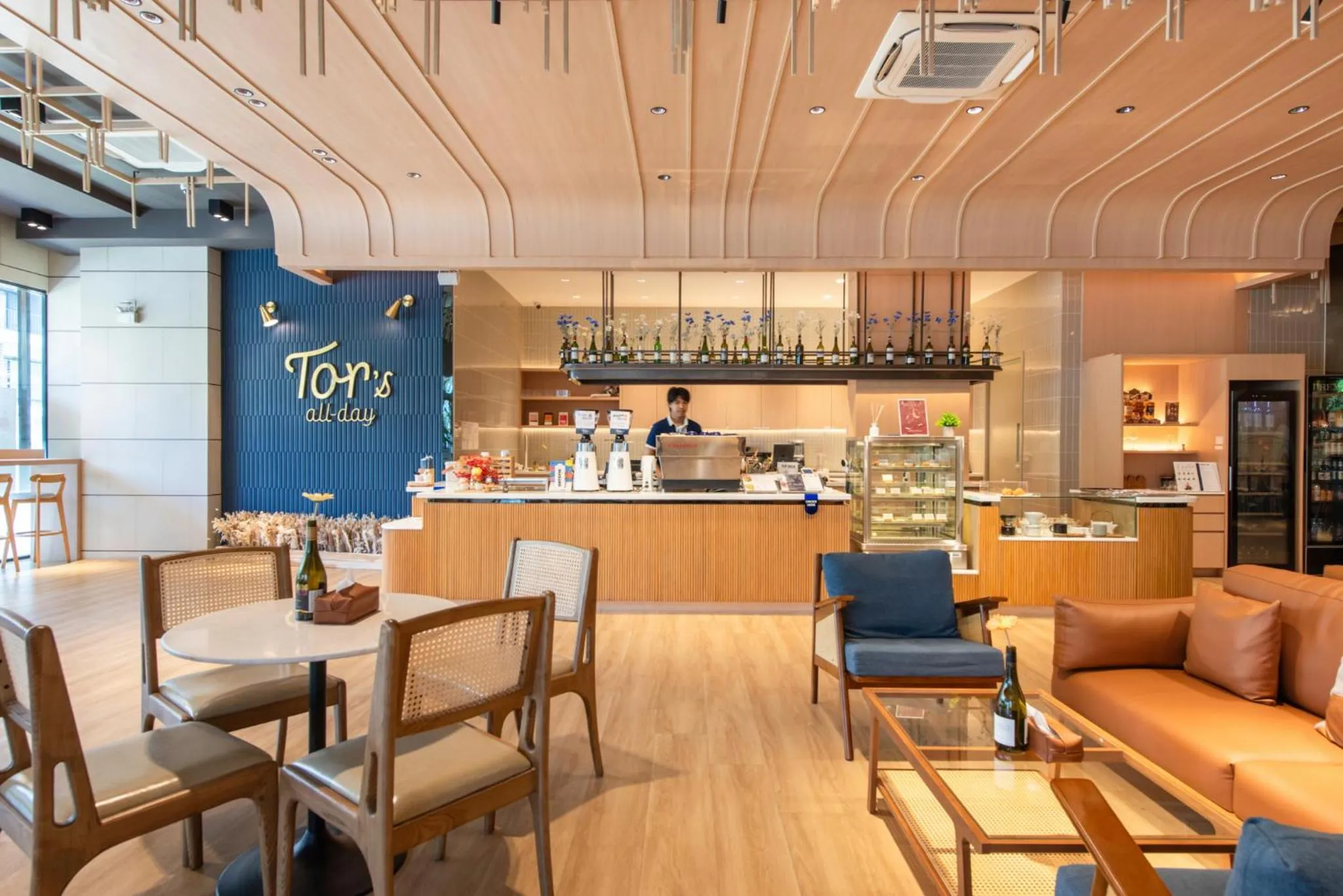 Salaya One Hotel & Service Apartment