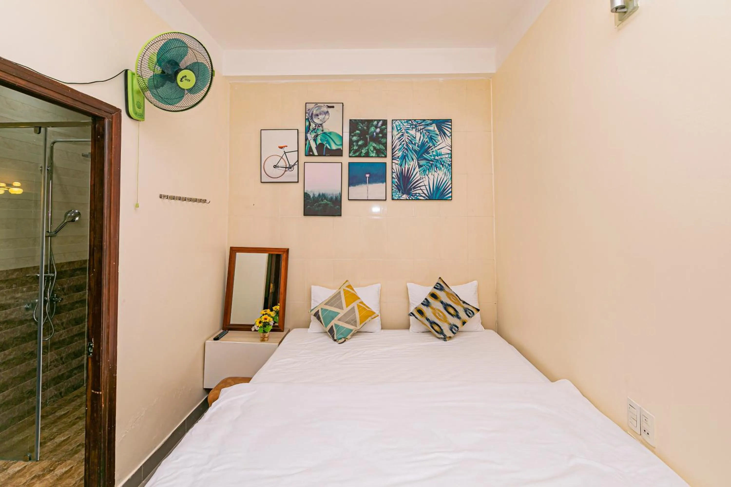 Bed in Thang Lap Hotel