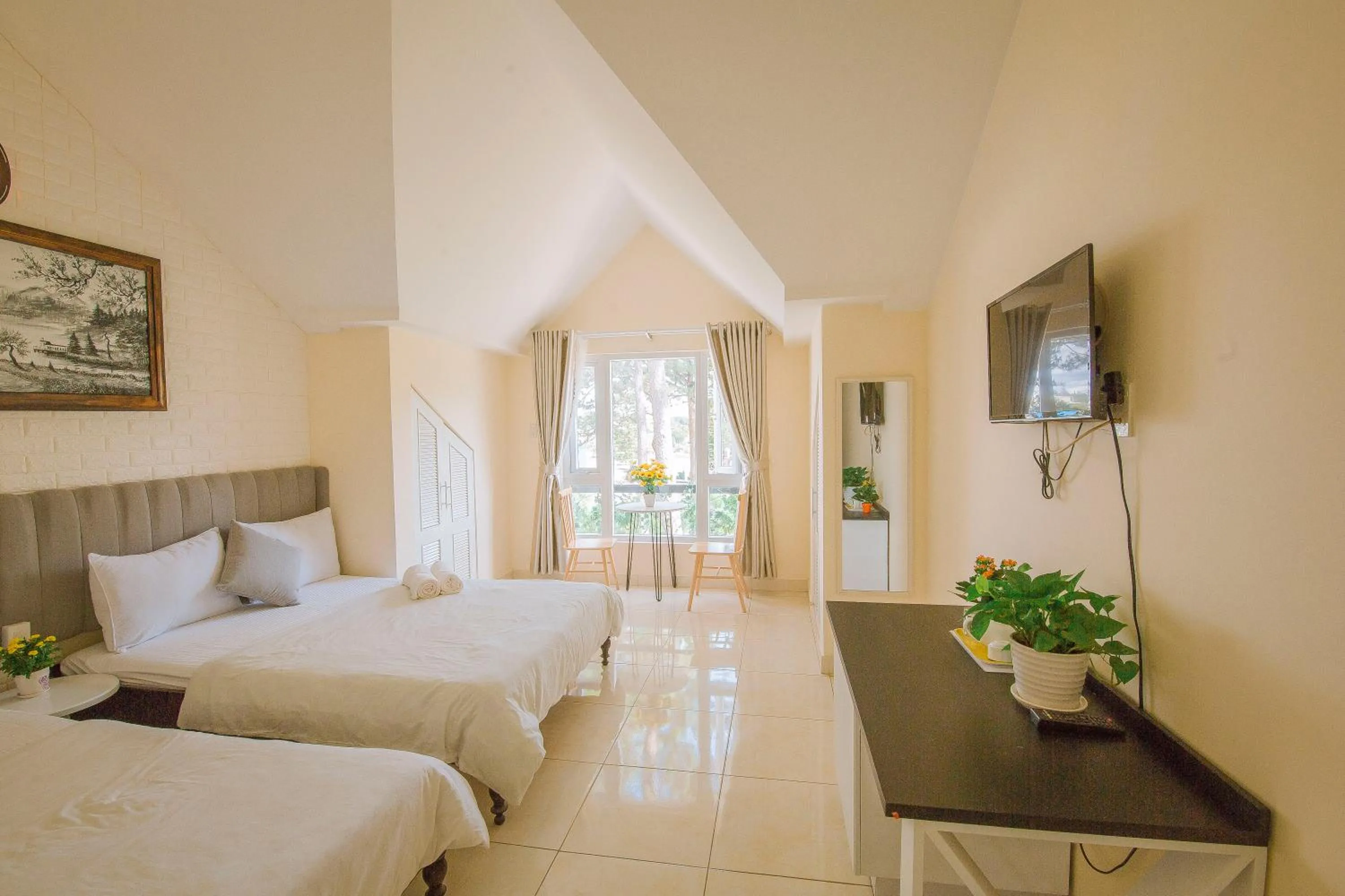 Bed in Thang Lap Hotel