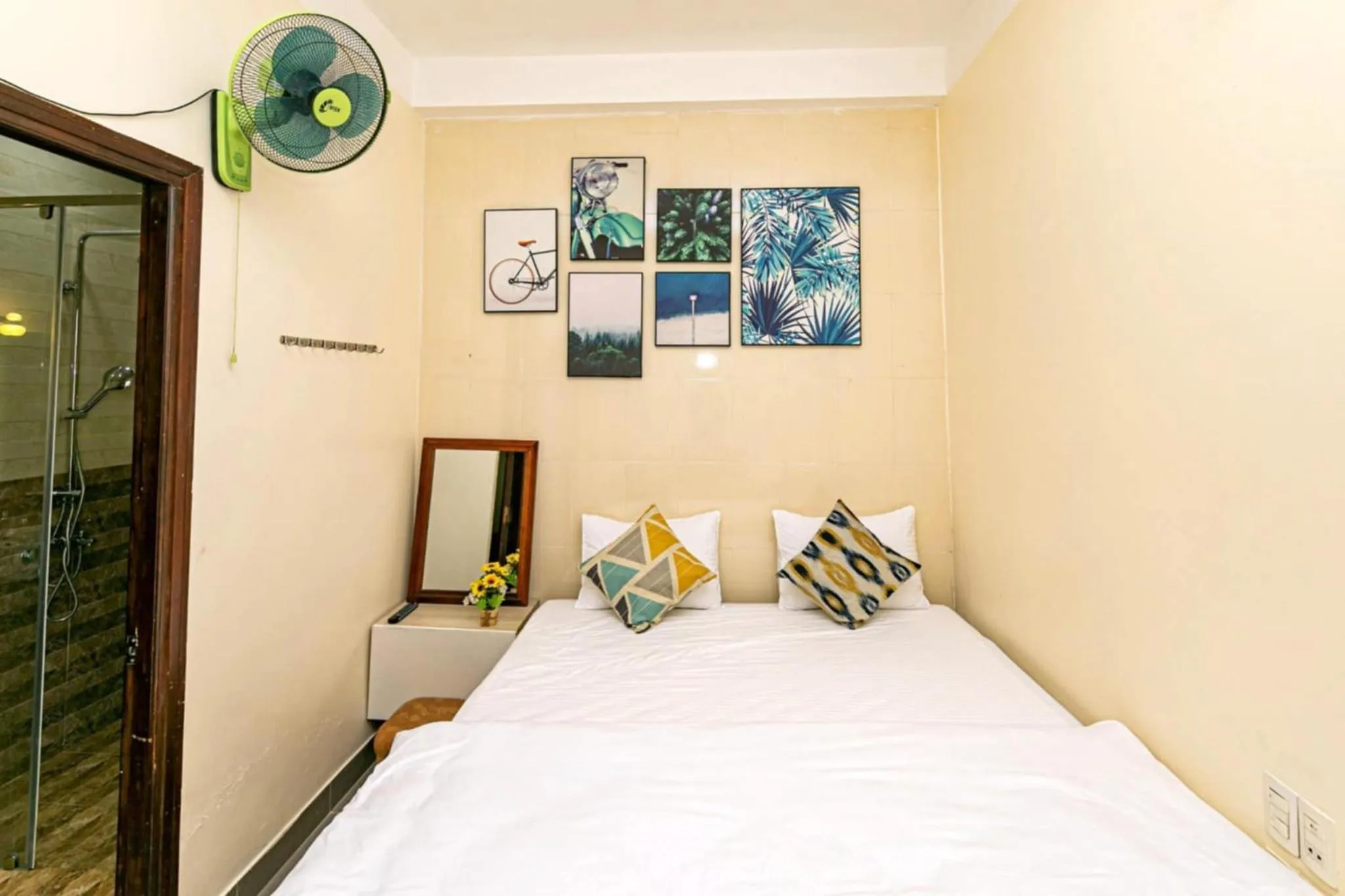 Bed in Thang Lap Hotel